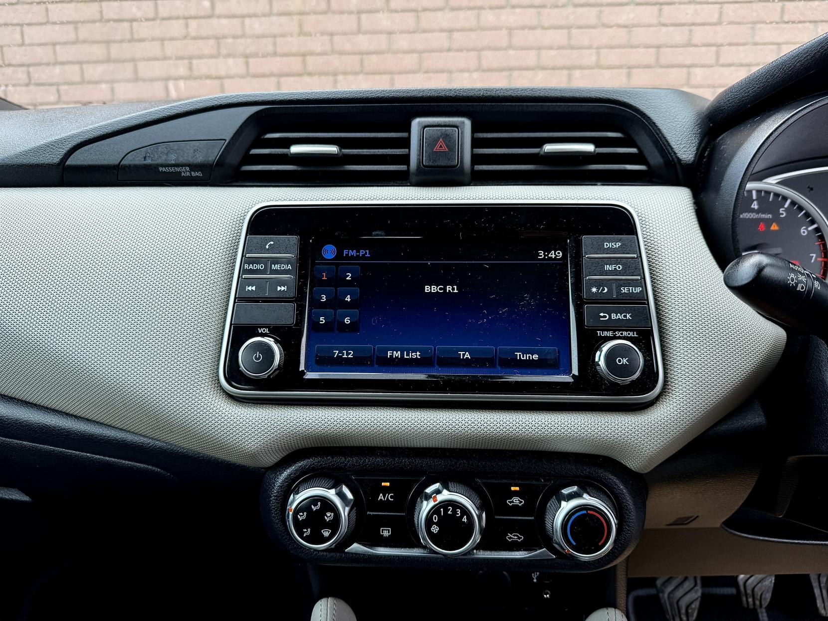 Nissan Micra 0.9 IG-T Acenta Hatchback 5dr Petrol Manual Euro 6 (s/s) (90 ps)