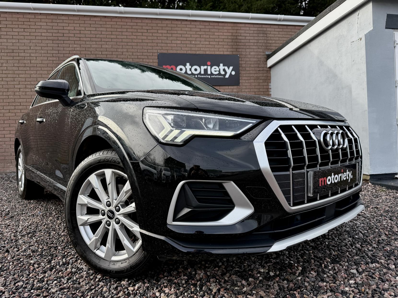 Audi Q3 2.0 TDI 35 Sport SUV 5dr Diesel S Tronic Euro 6 (s/s) (150 ps)