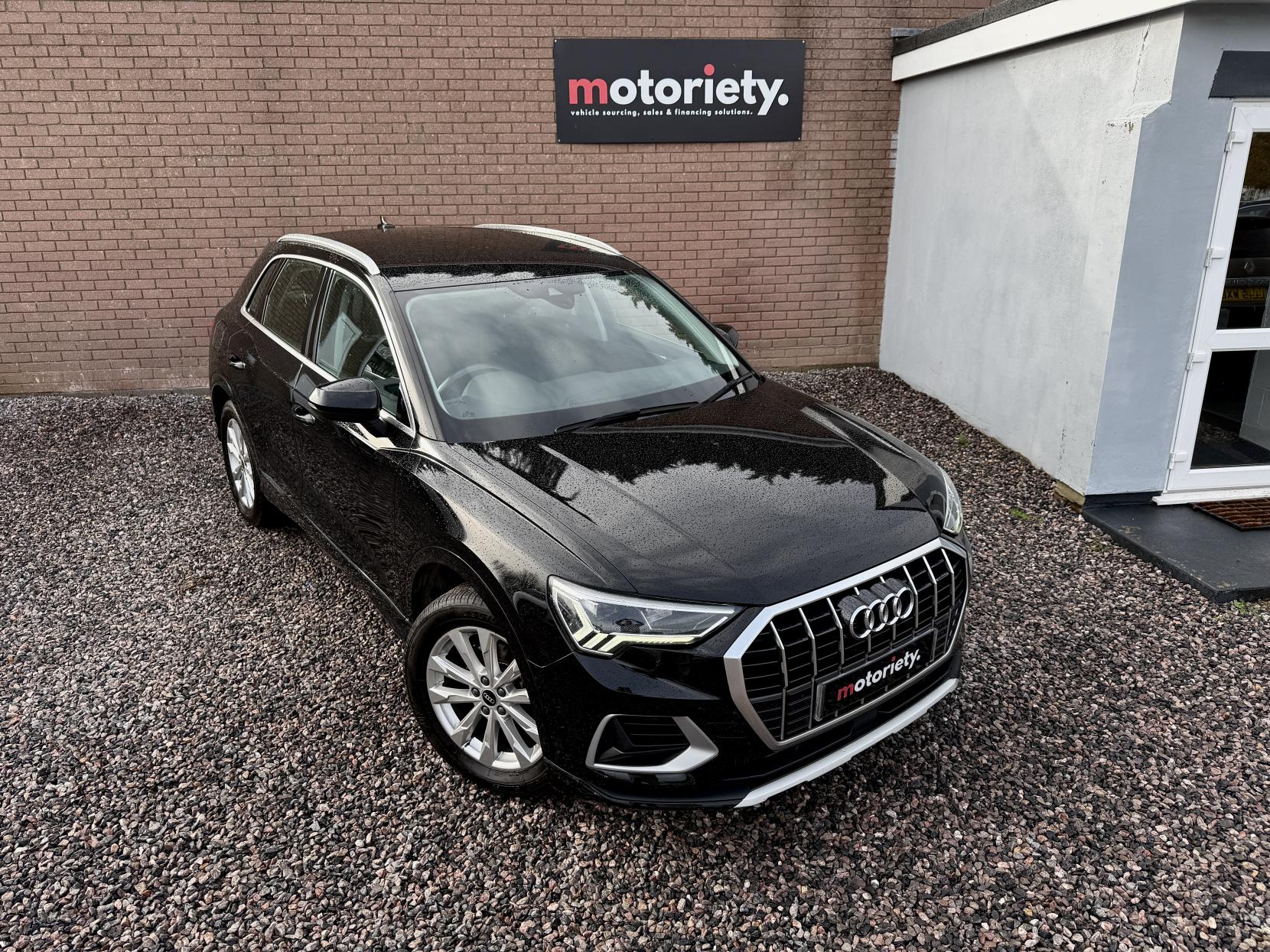 Audi Q3 2.0 TDI 35 Sport SUV 5dr Diesel S Tronic Euro 6 (s/s) (150 ps)
