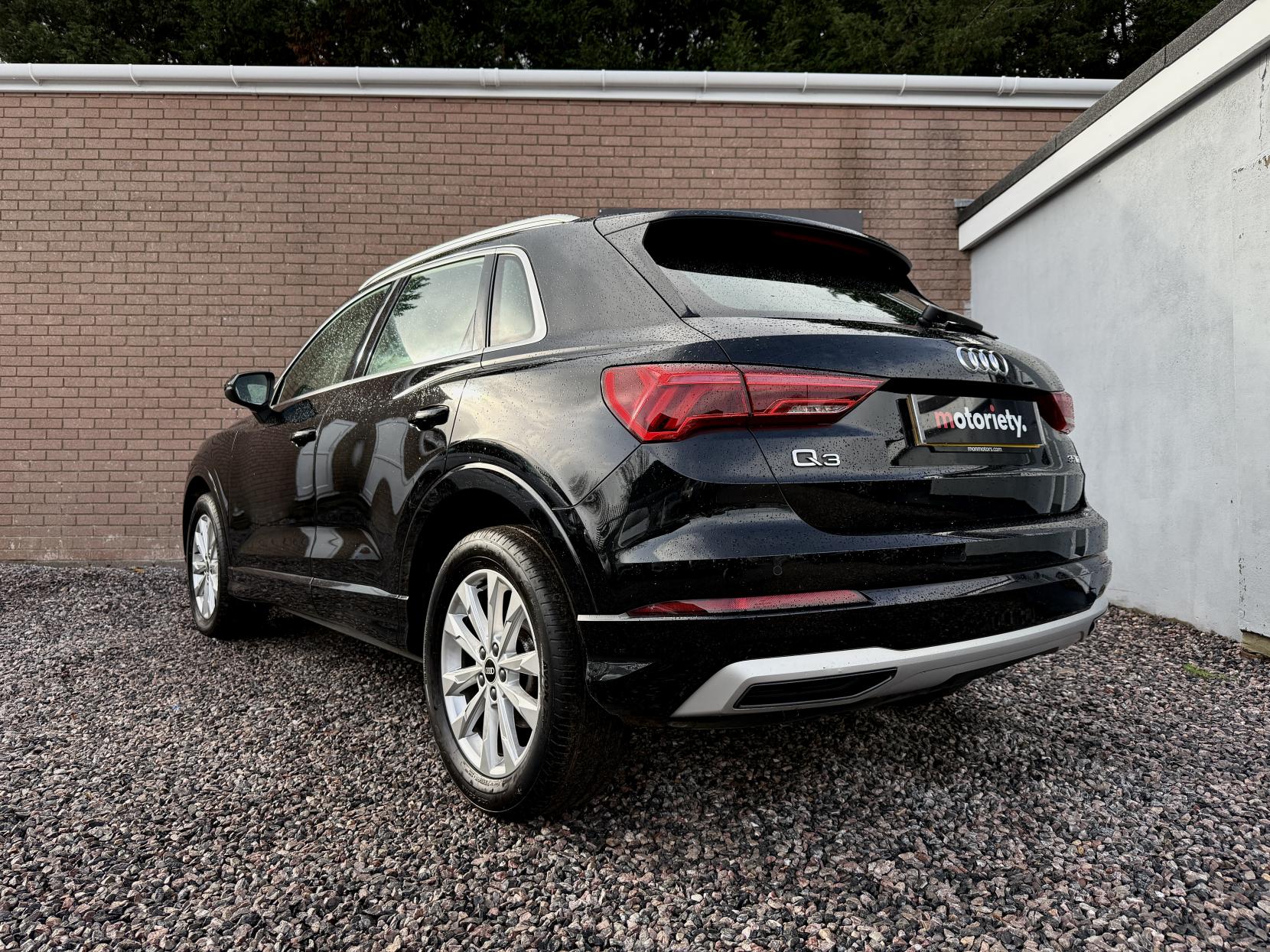 Audi Q3 2.0 TDI 35 Sport SUV 5dr Diesel S Tronic Euro 6 (s/s) (150 ps)