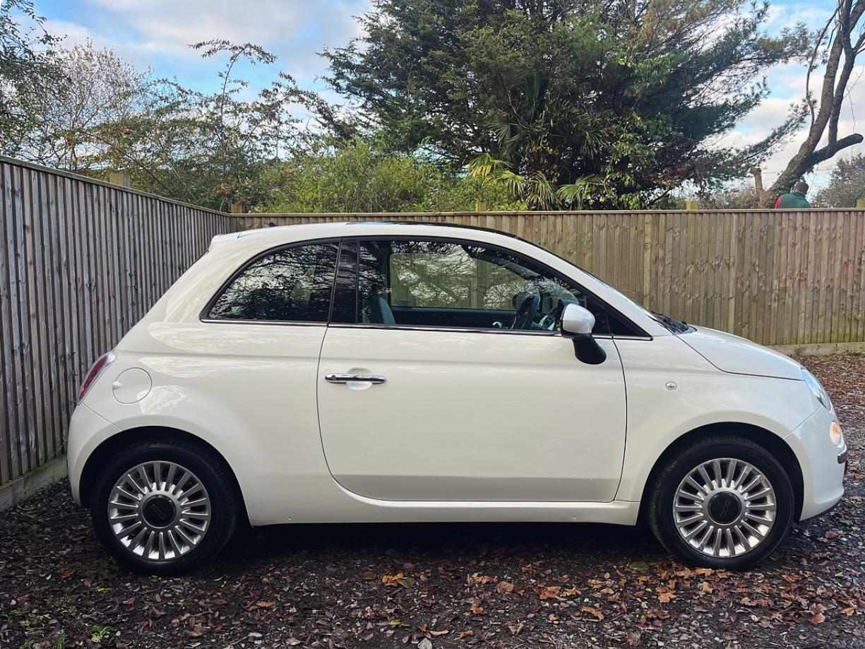 Fiat 500 1.2 Lounge Hatchback 3dr Petrol Dualogic Euro 4 (69 bhp)