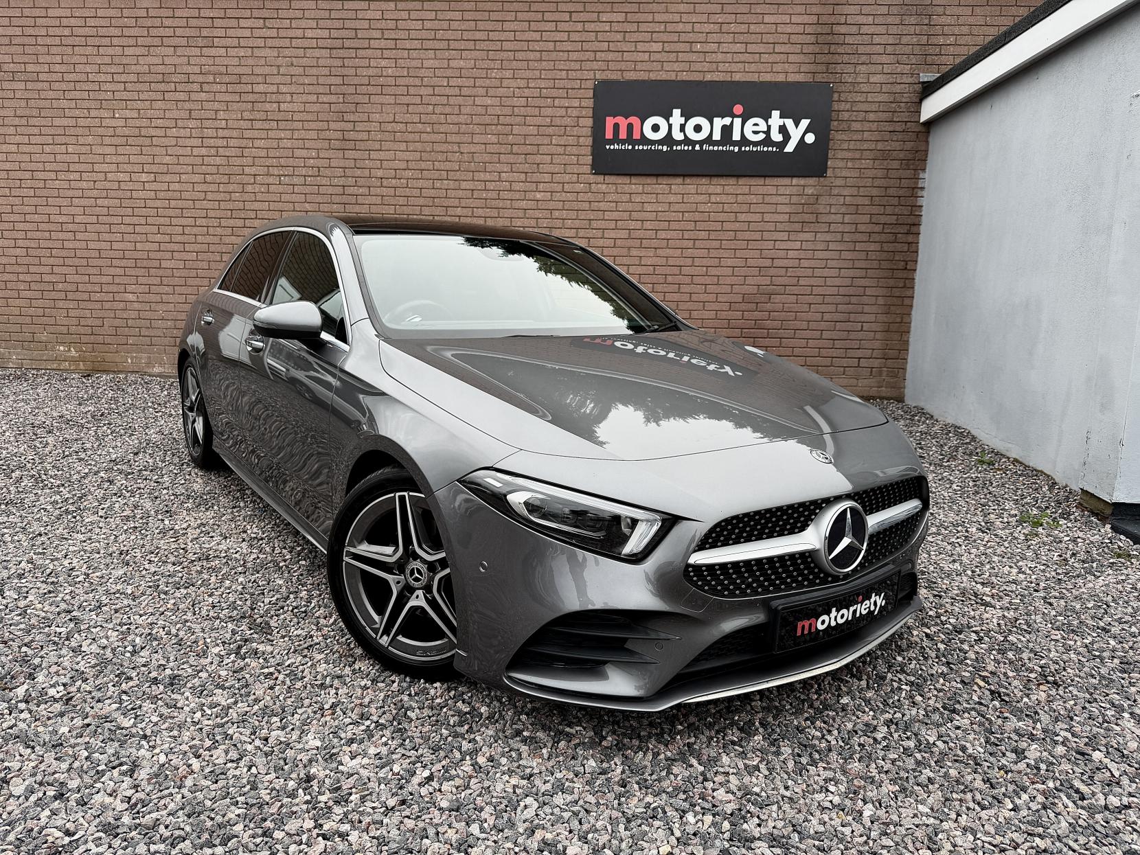 Mercedes-Benz A Class 1.5 A180d AMG Line (Premium Plus) Hatchback 5dr Diesel 7G-DCT Euro 6 (s/s) (116 ps)