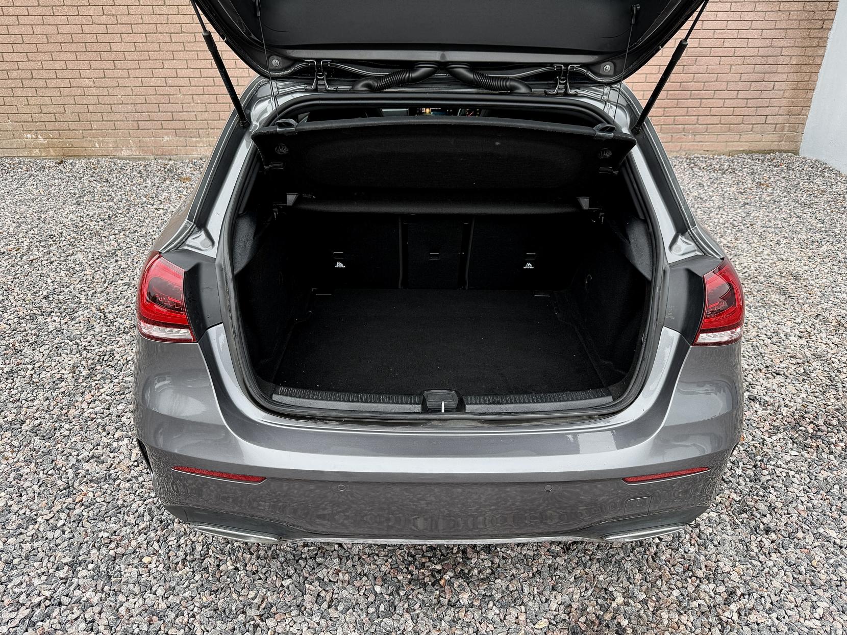 Mercedes-Benz A Class 1.5 A180d AMG Line (Premium Plus) Hatchback 5dr Diesel 7G-DCT Euro 6 (s/s) (116 ps)