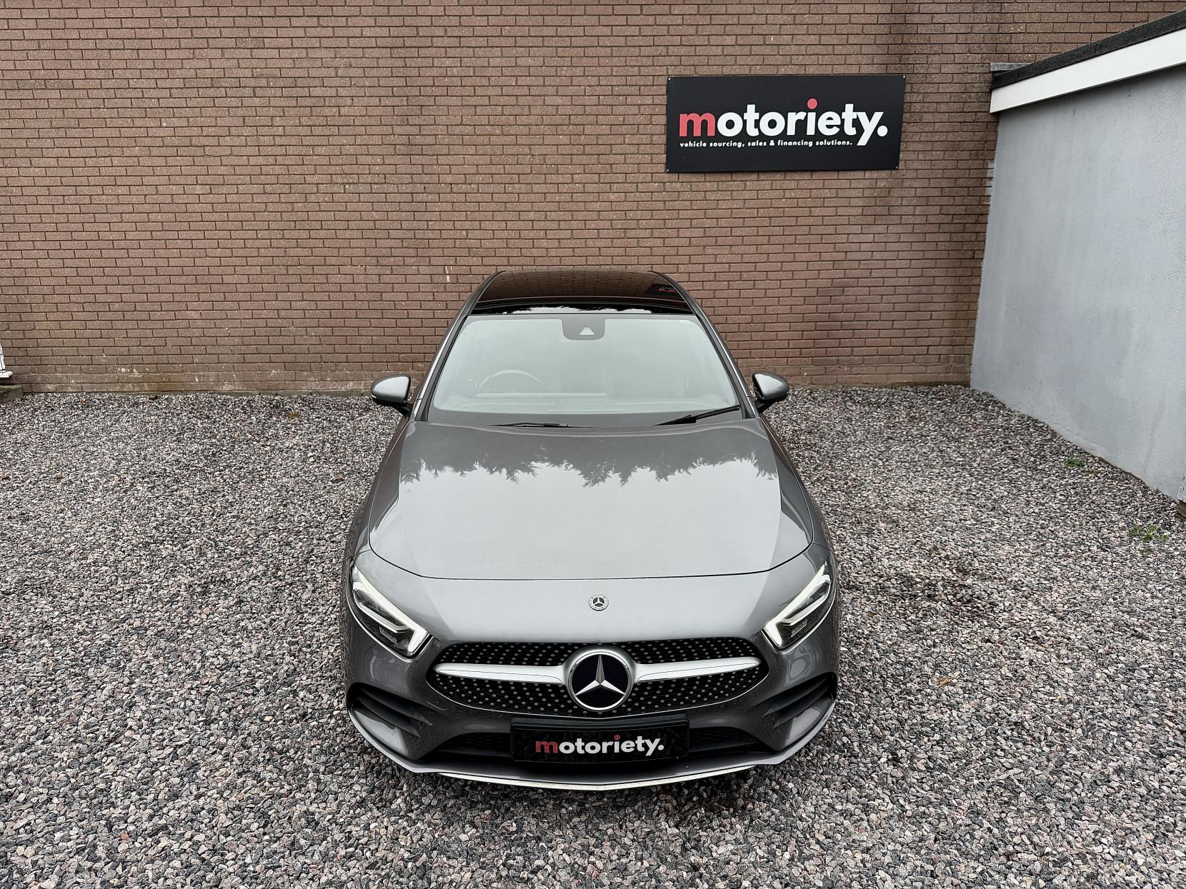 Mercedes-Benz A Class 1.5 A180d AMG Line (Premium Plus) Hatchback 5dr Diesel 7G-DCT Euro 6 (s/s) (116 ps)