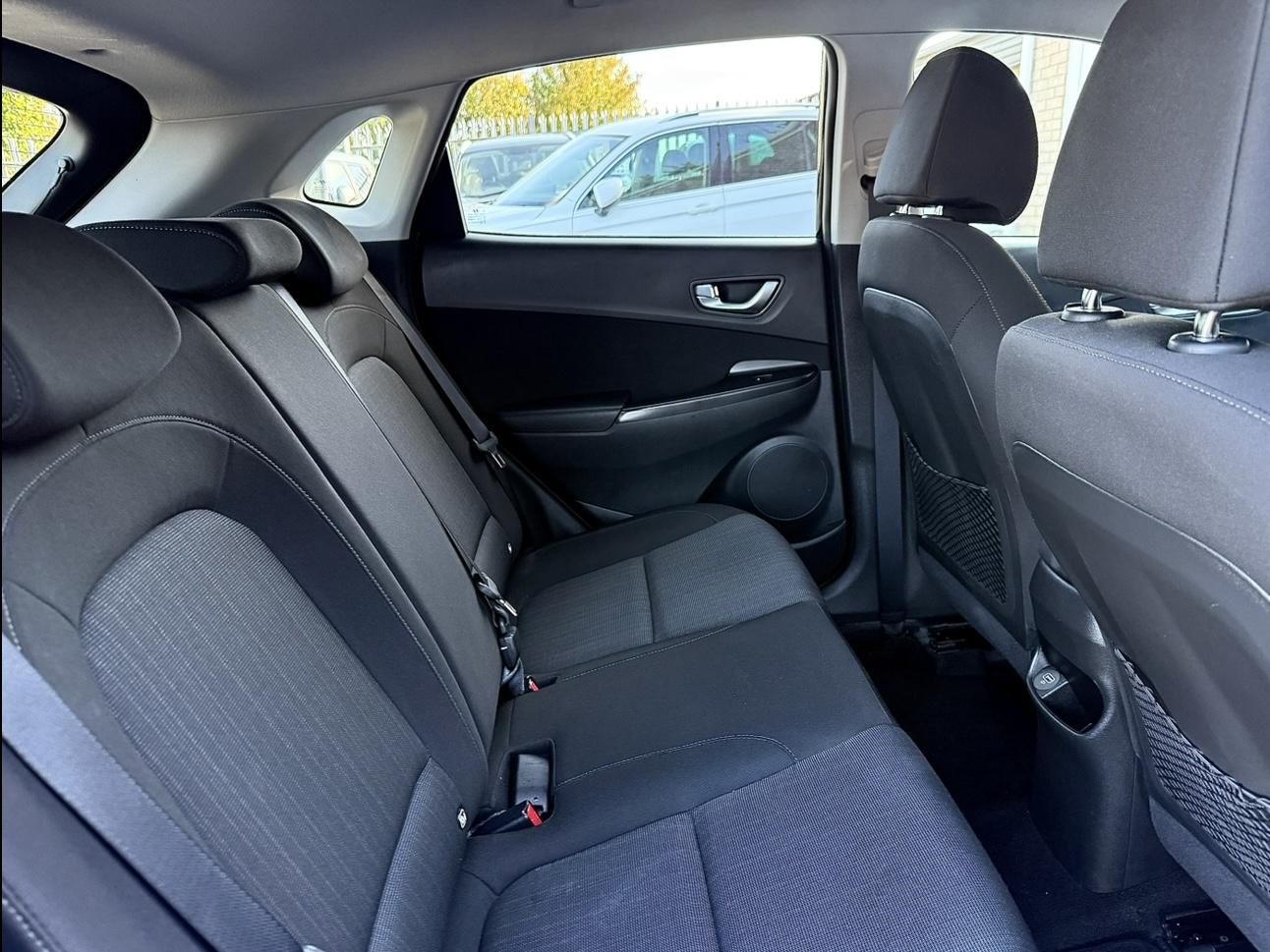 Hyundai KONA 1.6 h-GDi Premium SUV 5dr Petrol Hybrid DCT Euro 6 (s/s) (141 ps)