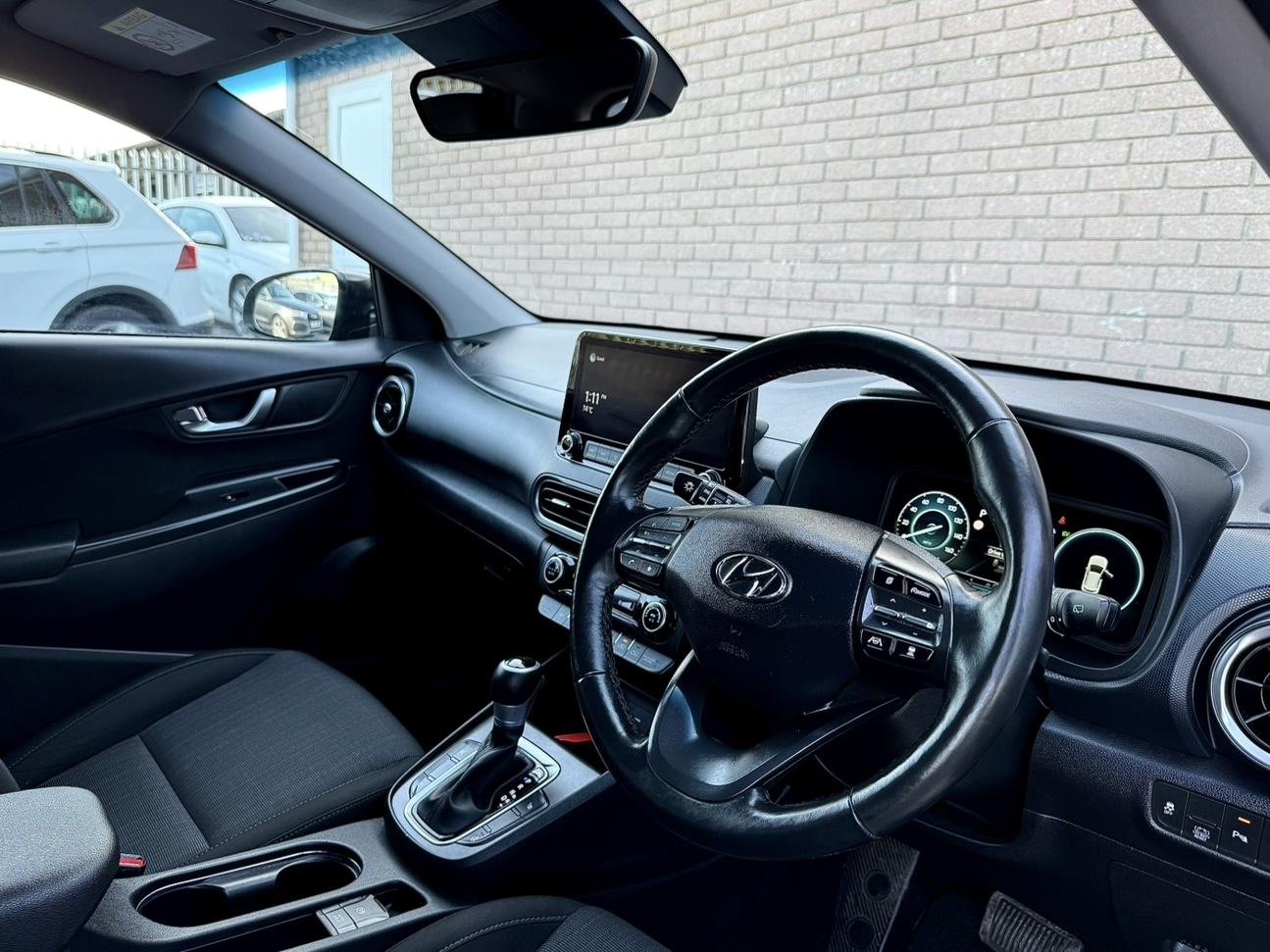 Hyundai KONA 1.6 h-GDi Premium SUV 5dr Petrol Hybrid DCT Euro 6 (s/s) (141 ps)