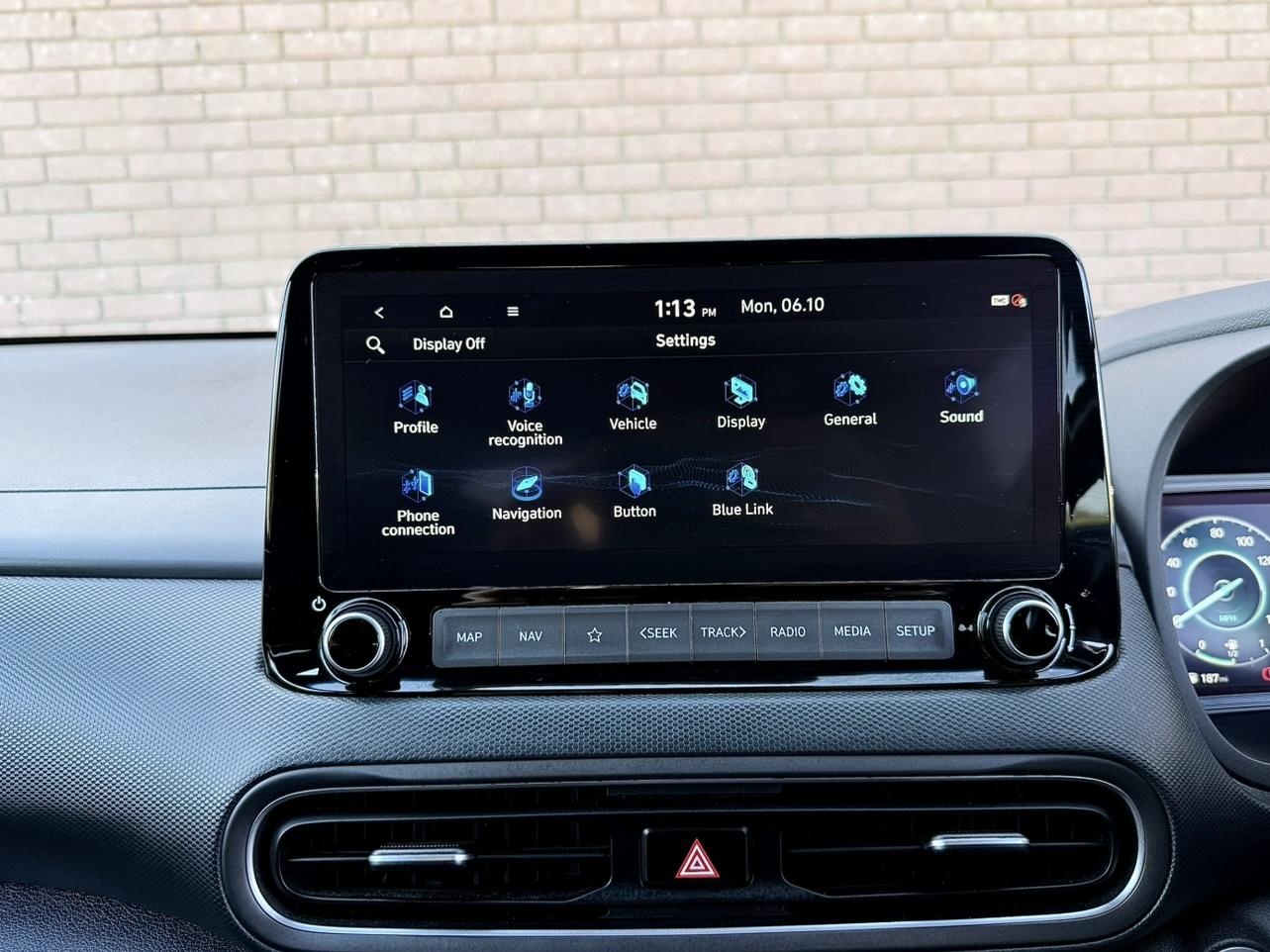 Hyundai KONA 1.6 h-GDi Premium SUV 5dr Petrol Hybrid DCT Euro 6 (s/s) (141 ps)