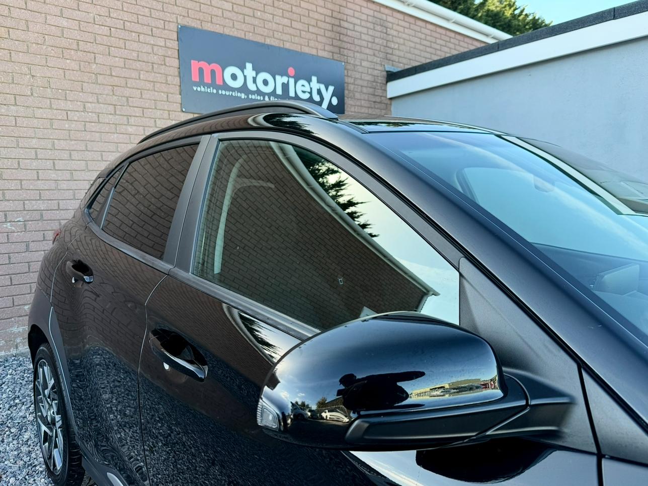 Hyundai KONA 1.6 h-GDi Premium SUV 5dr Petrol Hybrid DCT Euro 6 (s/s) (141 ps)