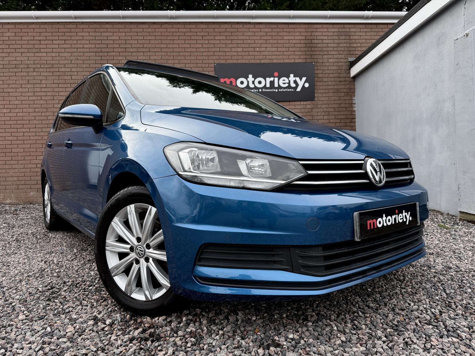 Volkswagen Touran 1.6 TDI BlueMotion Tech SE Family MPV 5dr Diesel DSG Euro 6 (s/s) (115 ps)