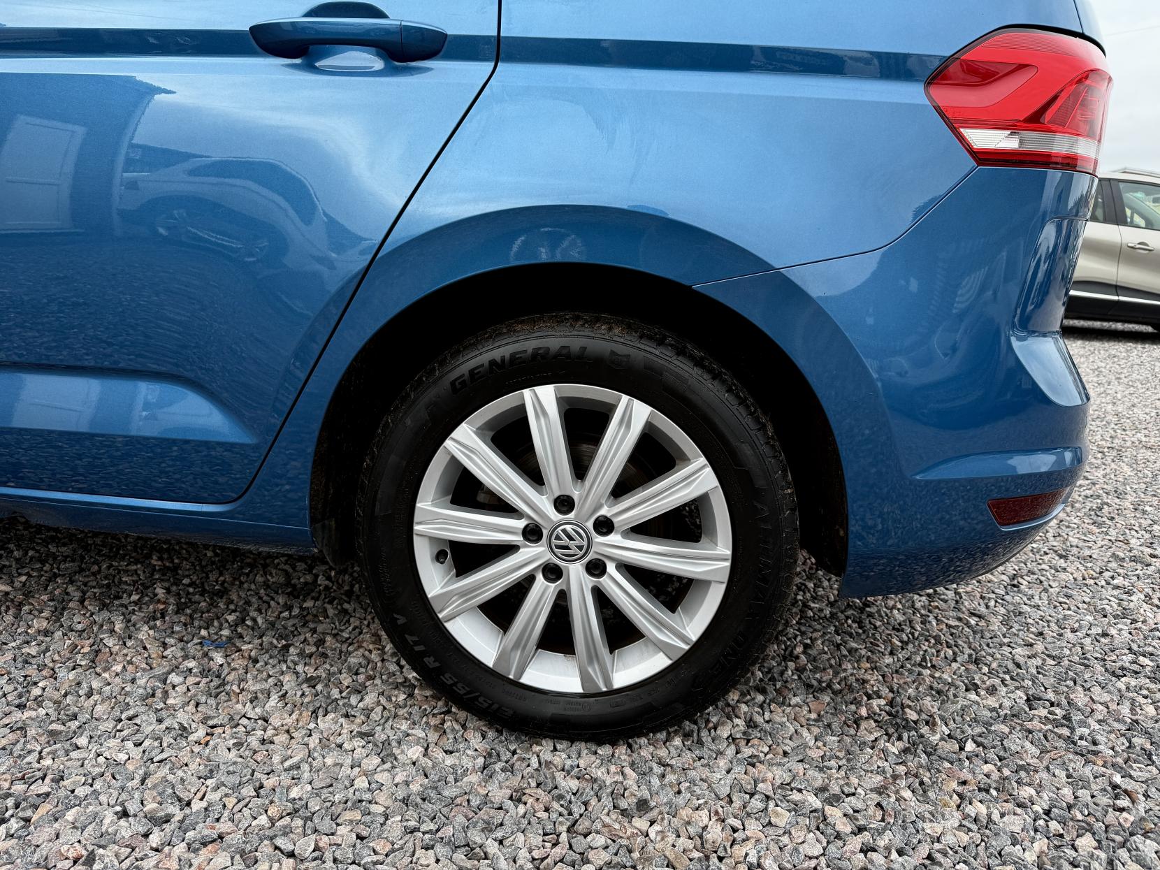 Volkswagen Touran 1.6 TDI BlueMotion Tech SE Family MPV 5dr Diesel DSG Euro 6 (s/s) (115 ps)