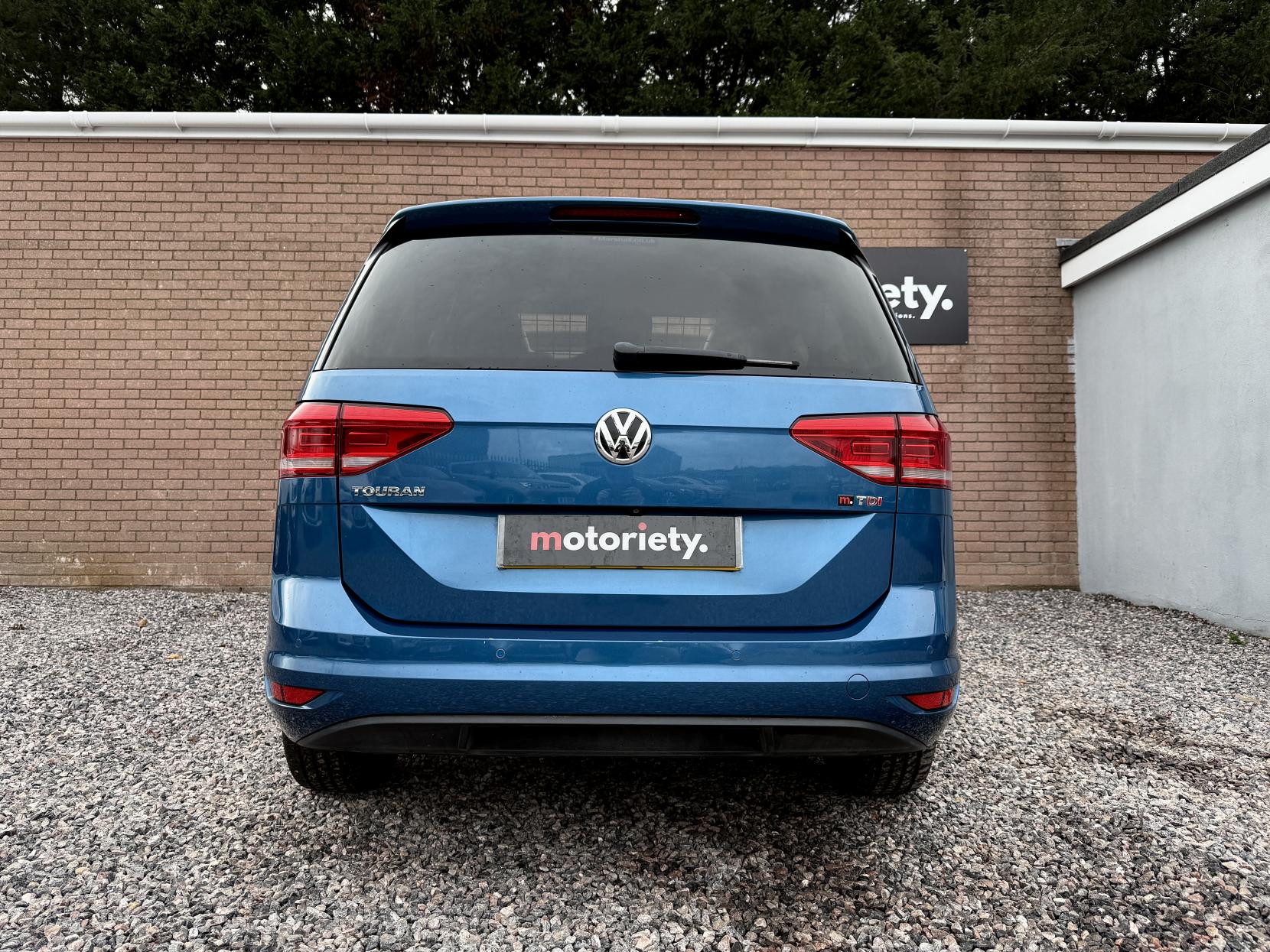 Volkswagen Touran 1.6 TDI BlueMotion Tech SE Family MPV 5dr Diesel DSG Euro 6 (s/s) (115 ps)