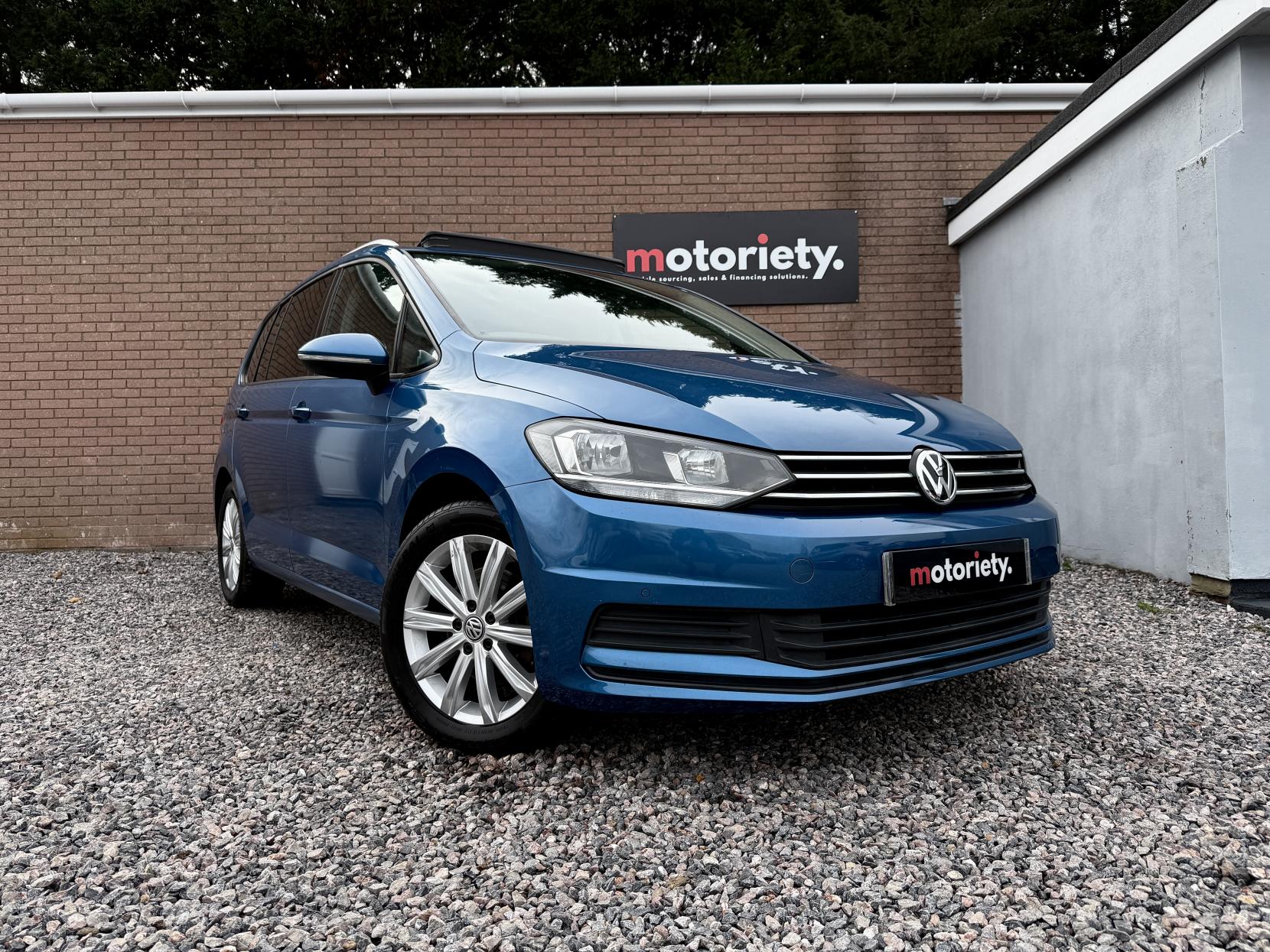 Volkswagen Touran 1.6 TDI BlueMotion Tech SE Family MPV 5dr Diesel DSG Euro 6 (s/s) (115 ps)