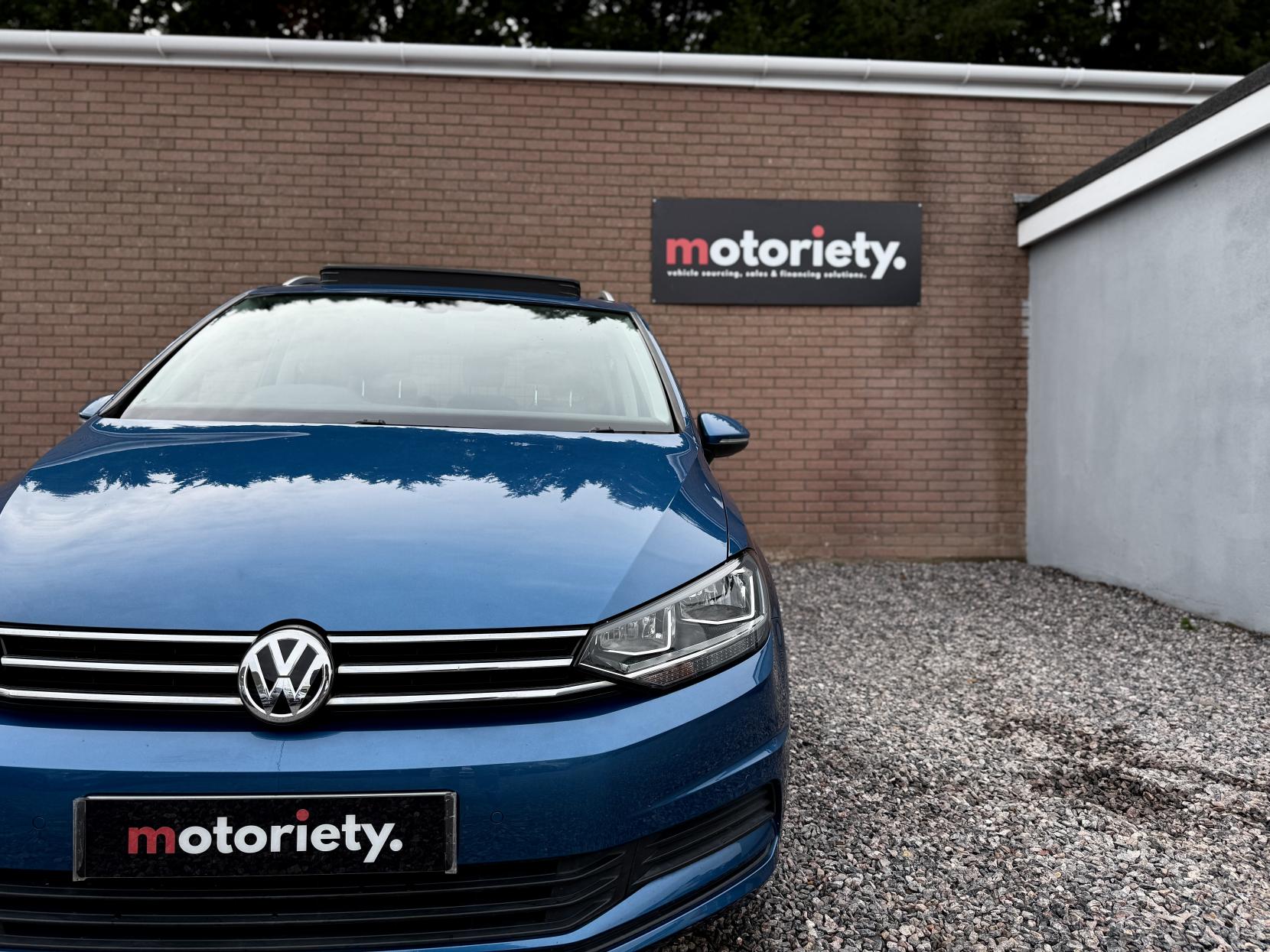 Volkswagen Touran 1.6 TDI BlueMotion Tech SE Family MPV 5dr Diesel DSG Euro 6 (s/s) (115 ps)