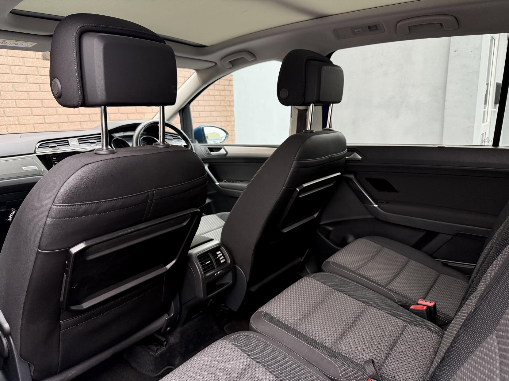 Volkswagen Touran 1.6 TDI BlueMotion Tech SE Family MPV 5dr Diesel DSG Euro 6 (s/s) (115 ps)