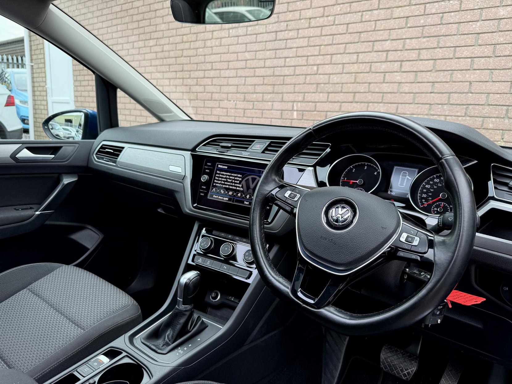 Volkswagen Touran 1.6 TDI BlueMotion Tech SE Family MPV 5dr Diesel DSG Euro 6 (s/s) (115 ps)