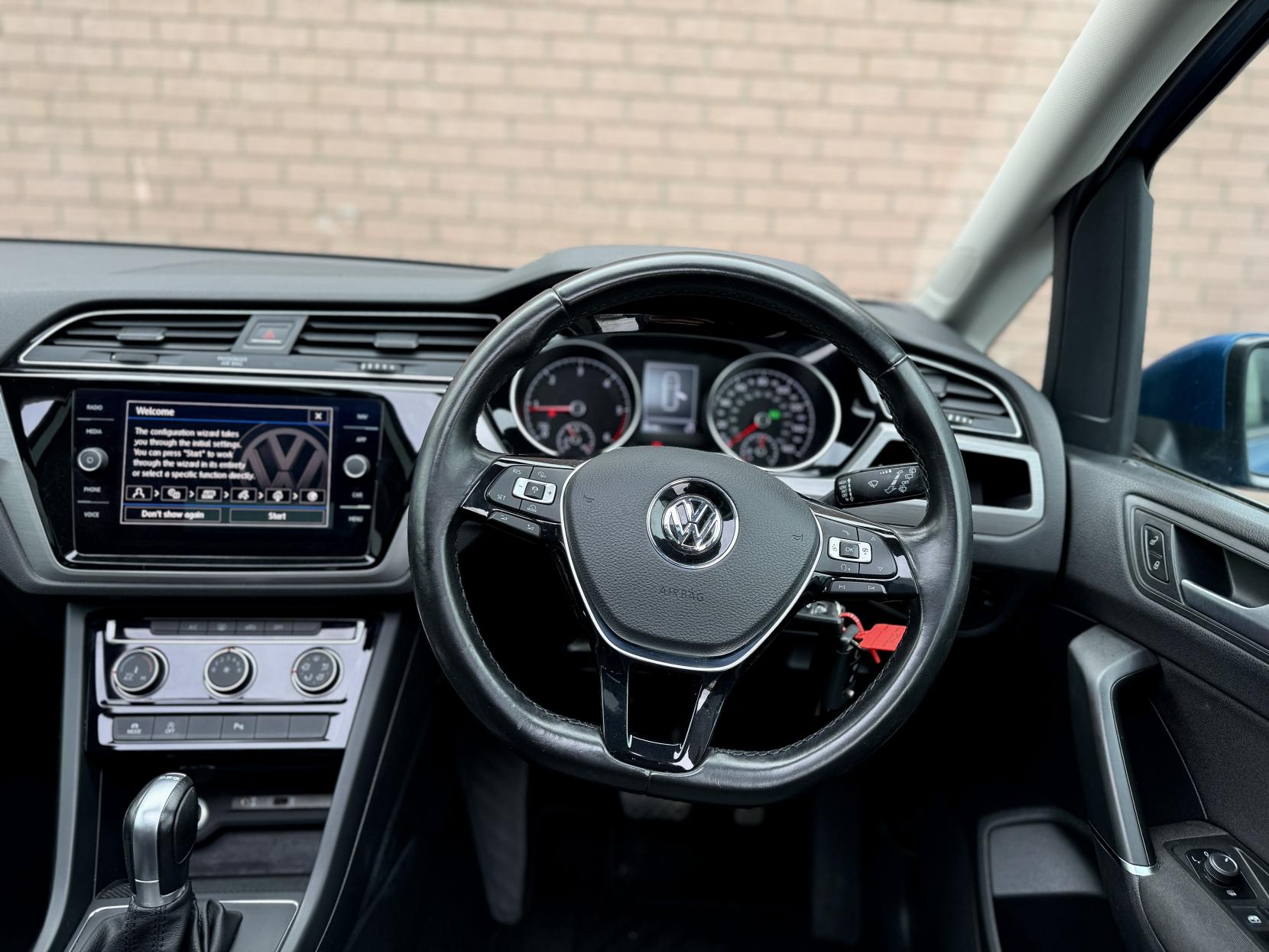 Volkswagen Touran 1.6 TDI BlueMotion Tech SE Family MPV 5dr Diesel DSG Euro 6 (s/s) (115 ps)