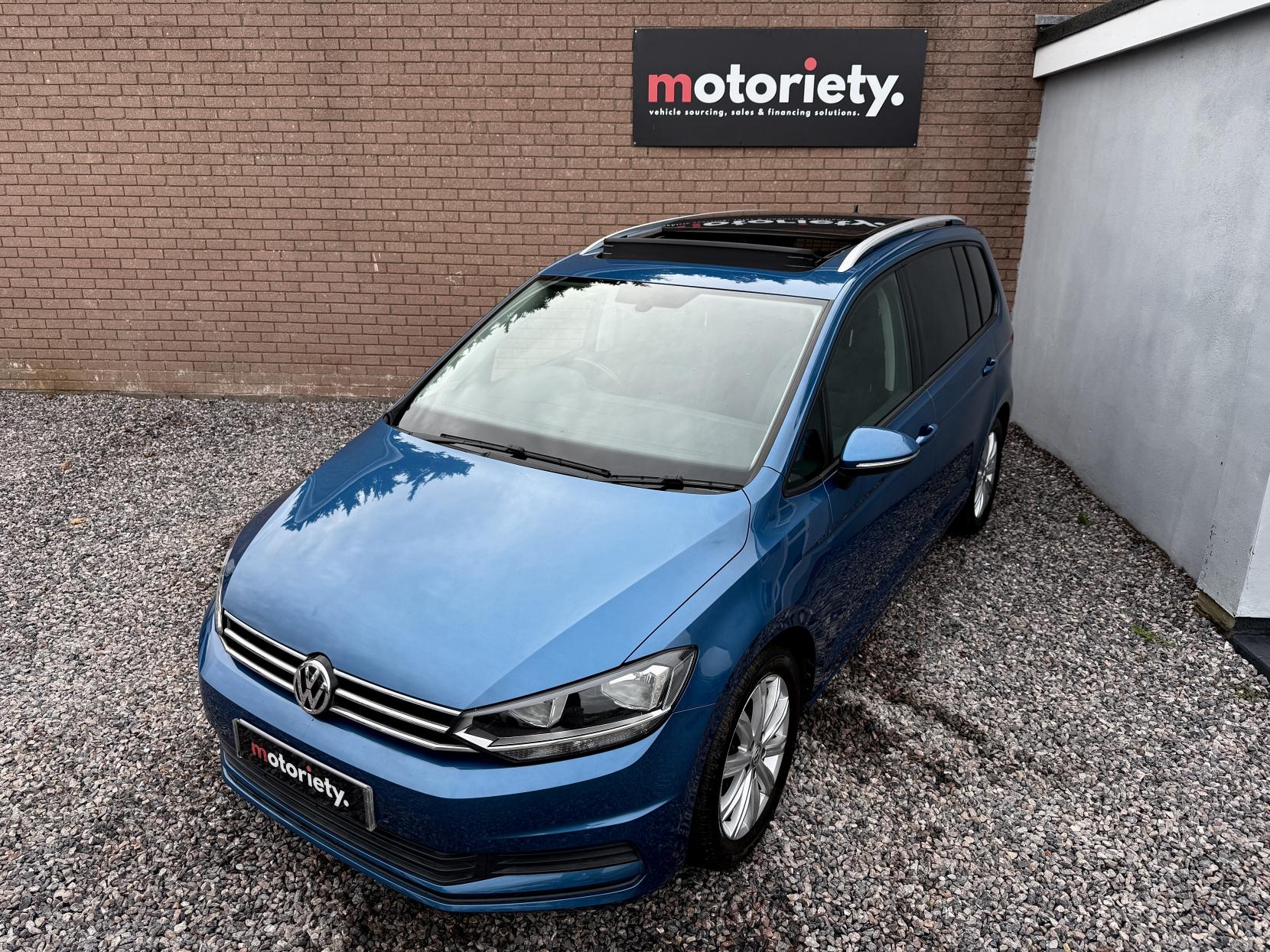 Volkswagen Touran 1.6 TDI BlueMotion Tech SE Family MPV 5dr Diesel DSG Euro 6 (s/s) (115 ps)