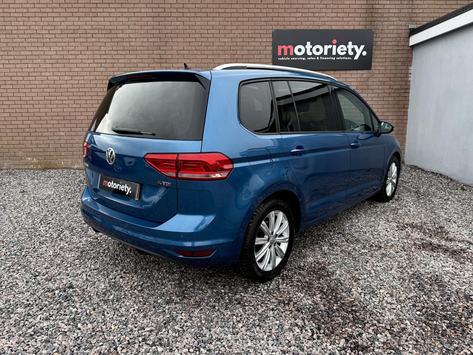 Volkswagen Touran 1.6 TDI BlueMotion Tech SE Family MPV 5dr Diesel DSG Euro 6 (s/s) (115 ps)