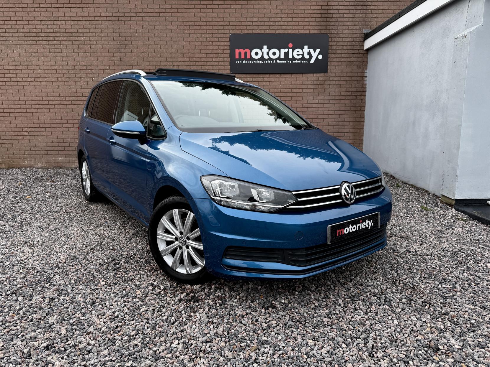 Volkswagen Touran 1.6 TDI BlueMotion Tech SE Family MPV 5dr Diesel DSG Euro 6 (s/s) (115 ps)