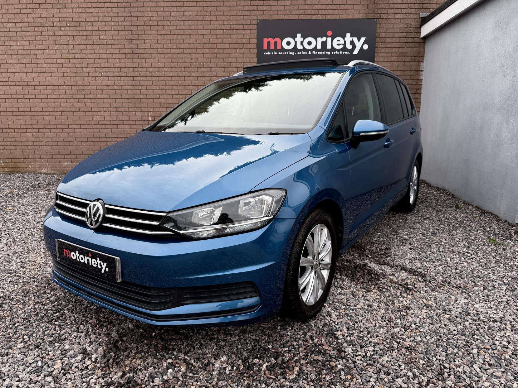 Volkswagen Touran 1.6 TDI BlueMotion Tech SE Family MPV 5dr Diesel DSG Euro 6 (s/s) (115 ps)