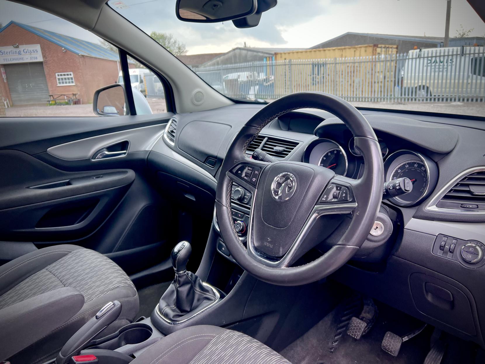 Vauxhall Mokka 1.6 Exclusiv SUV 5dr Petrol Manual 2WD Euro 5 (s/s) (115 ps)
