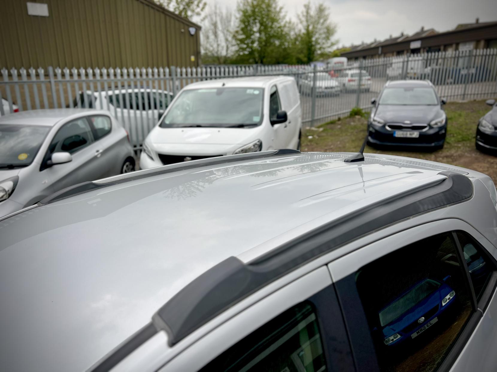 Vauxhall Mokka 1.6 Exclusiv SUV 5dr Petrol Manual 2WD Euro 5 (s/s) (115 ps)