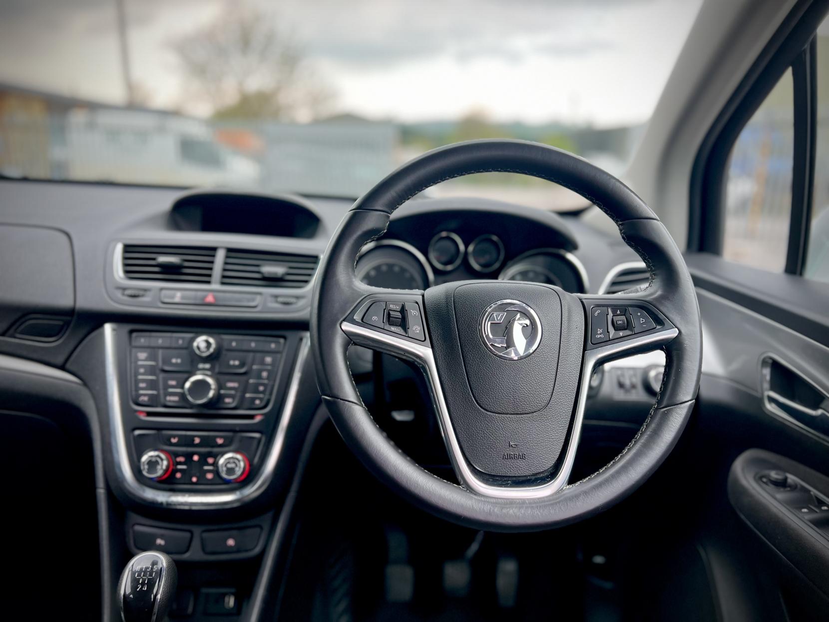 Vauxhall Mokka 1.6 Exclusiv SUV 5dr Petrol Manual 2WD Euro 5 (s/s) (115 ps)
