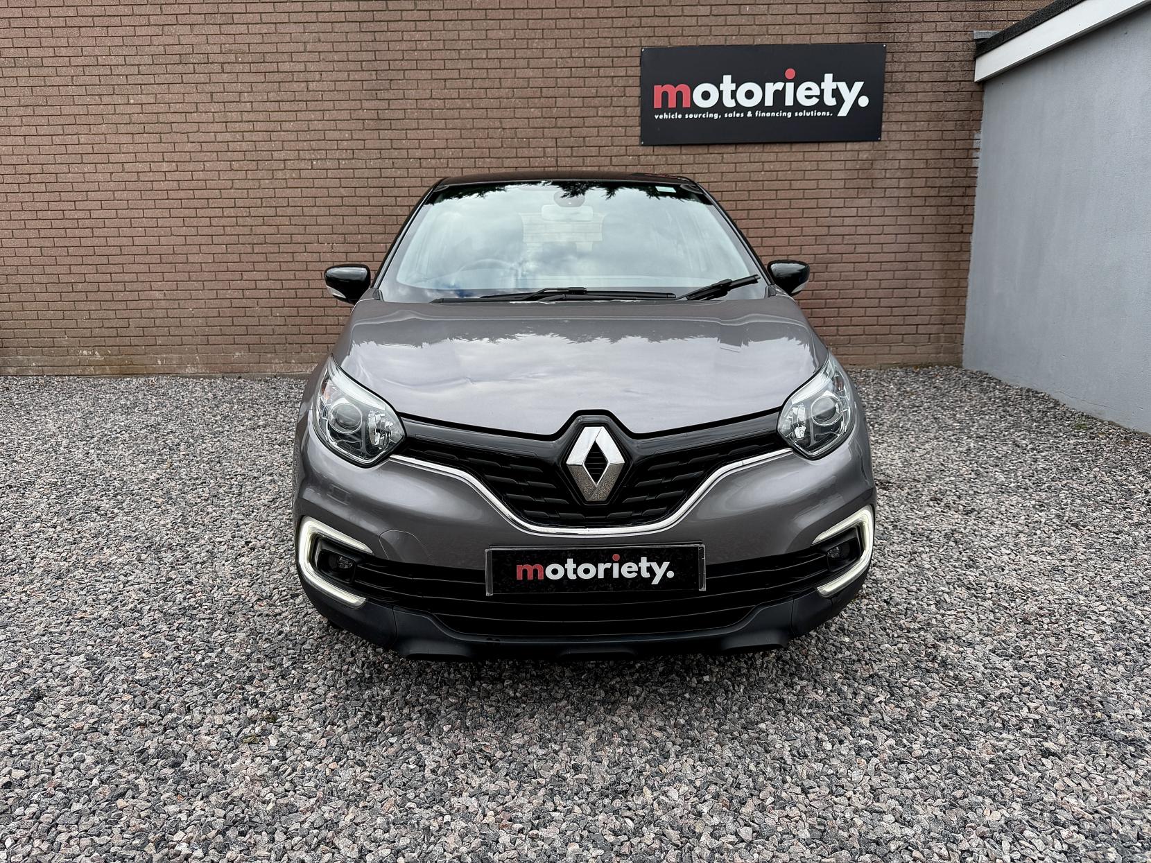 Renault Captur 1.2 TCe ENERGY Dynamique Nav SUV 5dr Petrol EDC Euro 6 (s/s) (120 ps)