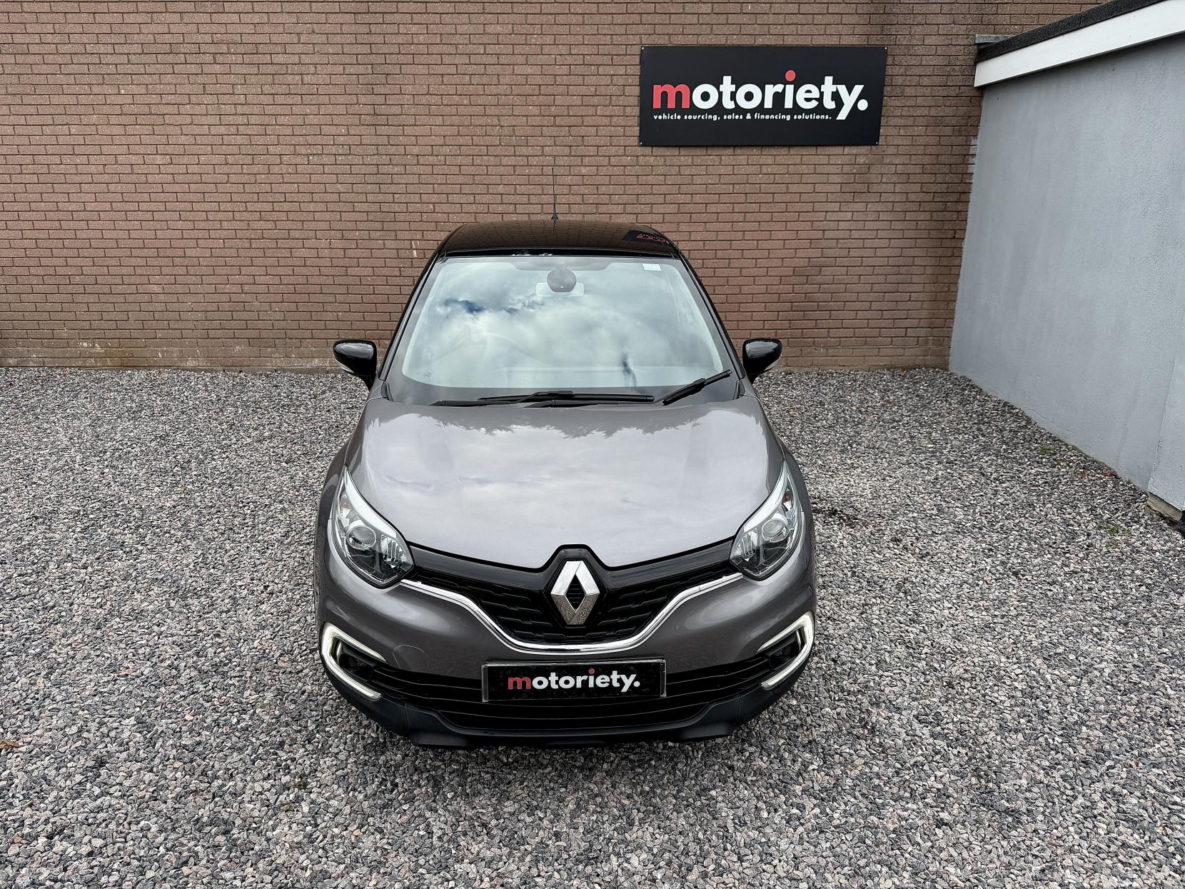 Renault Captur 1.2 TCe ENERGY Dynamique Nav SUV 5dr Petrol EDC Euro 6 (s/s) (120 ps)