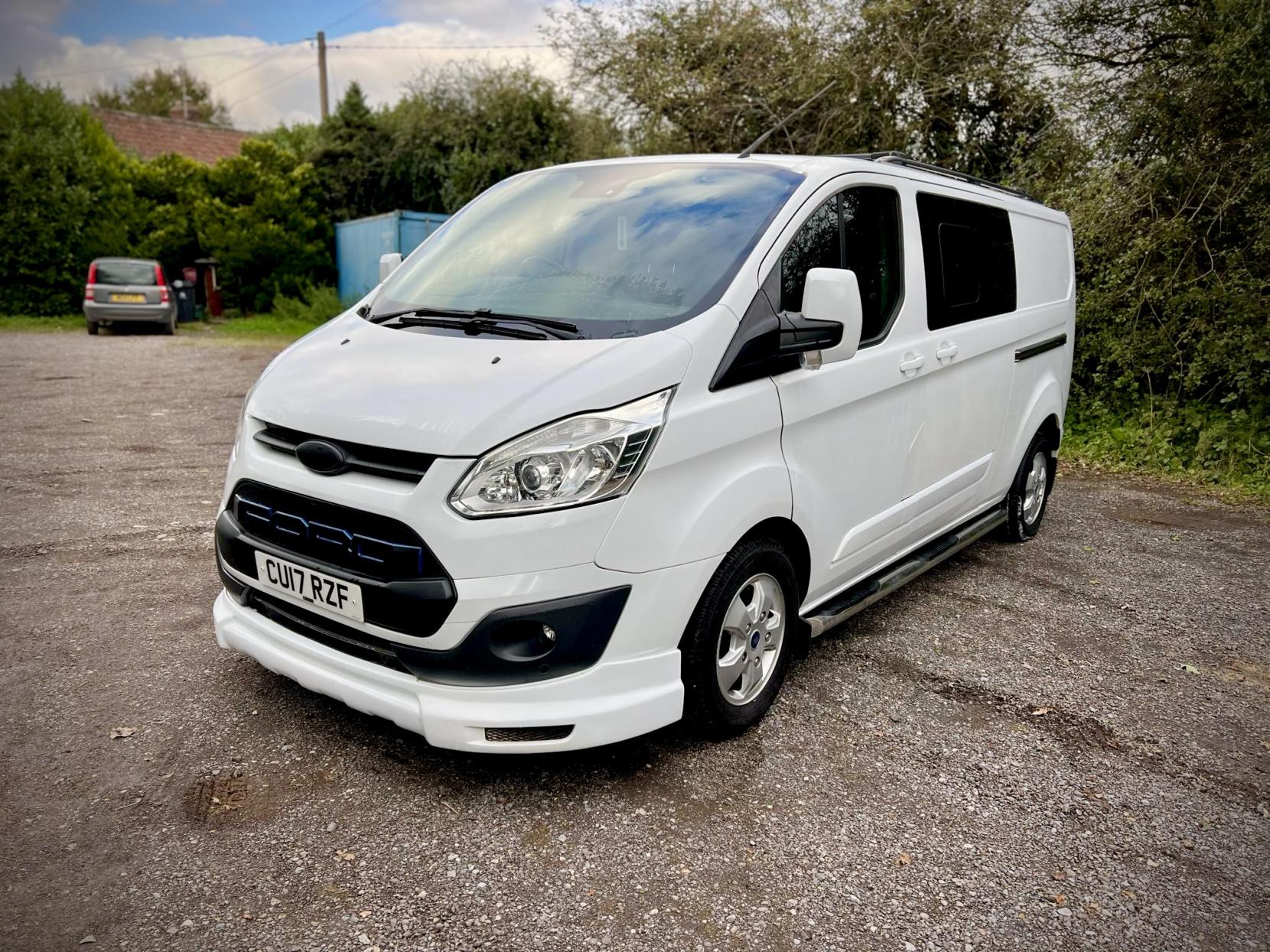 Ford Transit Custom 2.0 TDCi 310 Limited Combi Van 6dr Diesel Manual L2 H1 (165 g/km, 128 bhp)