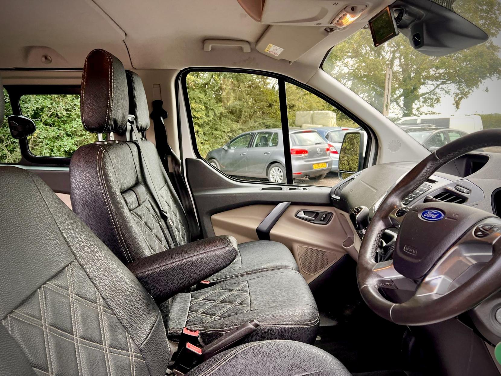 Ford Transit Custom 2.0 TDCi 310 Limited Combi Van 6dr Diesel Manual L2 H1 (165 g/km, 128 bhp)