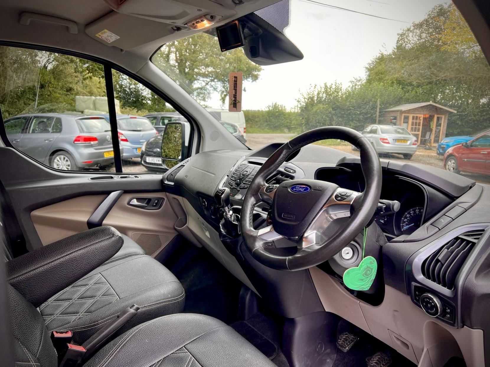 Ford Transit Custom 2.0 TDCi 310 Limited Combi Van 6dr Diesel Manual L2 H1 (165 g/km, 128 bhp)