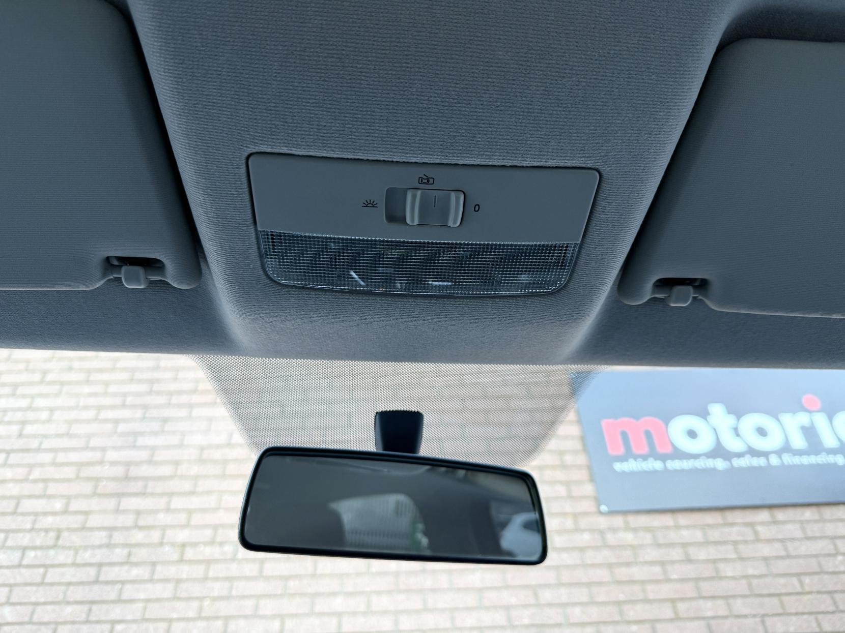 SEAT Mii 1.0 12v I TECH Hatchback 5dr Petrol Manual Euro 6 (60 ps)