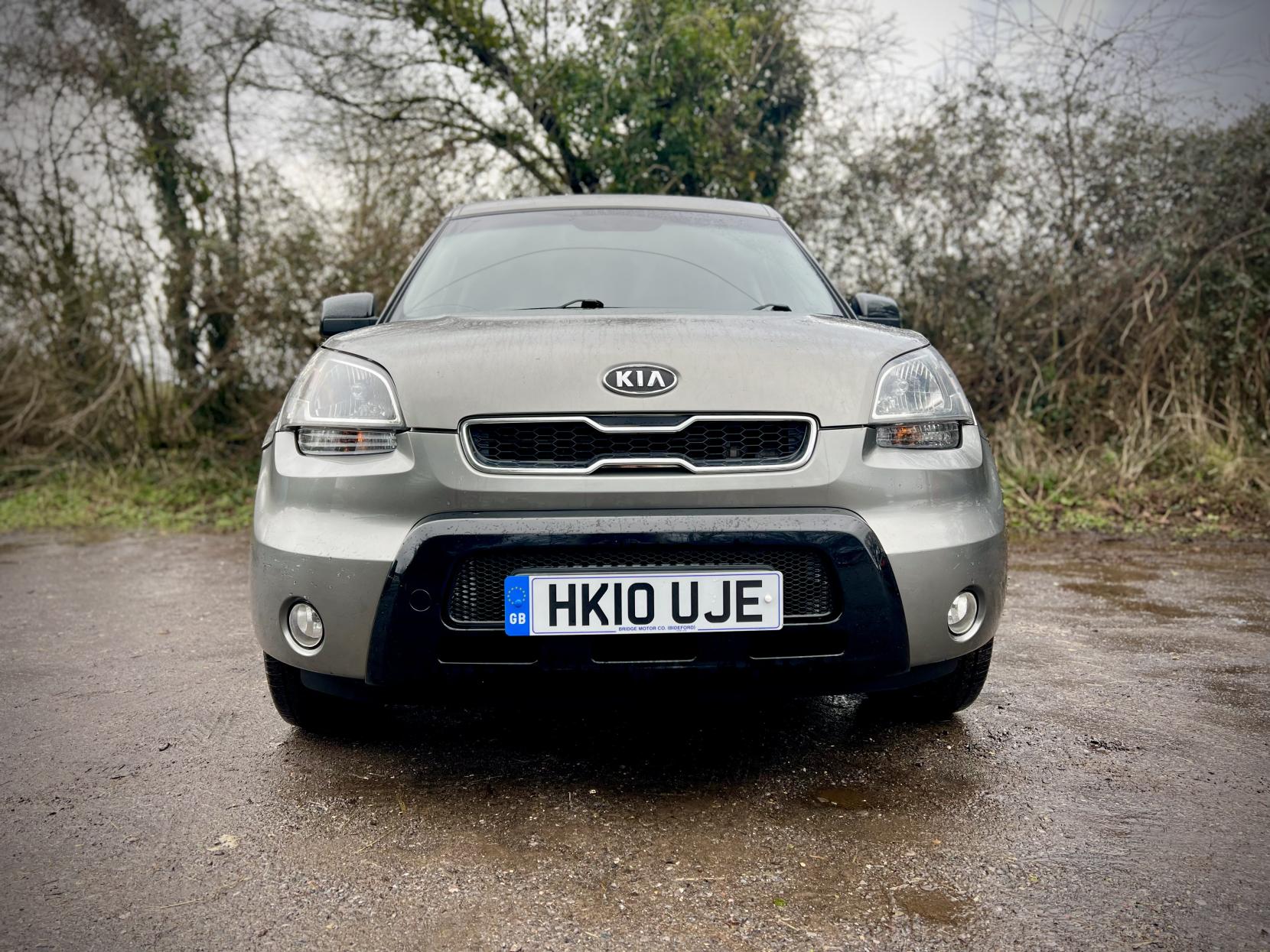 Kia Soul 1.6 CRDi Tempest SUV 5dr Diesel Auto Euro 4 (126 bhp)