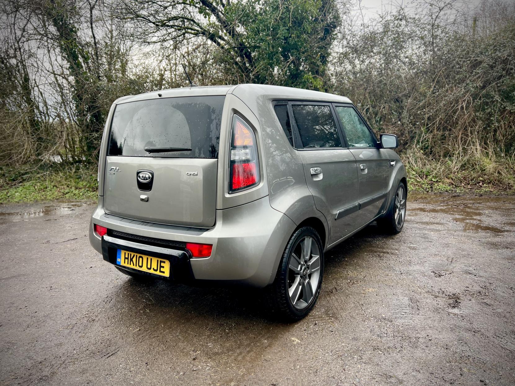 Kia Soul 1.6 CRDi Tempest SUV 5dr Diesel Auto Euro 4 (126 bhp)