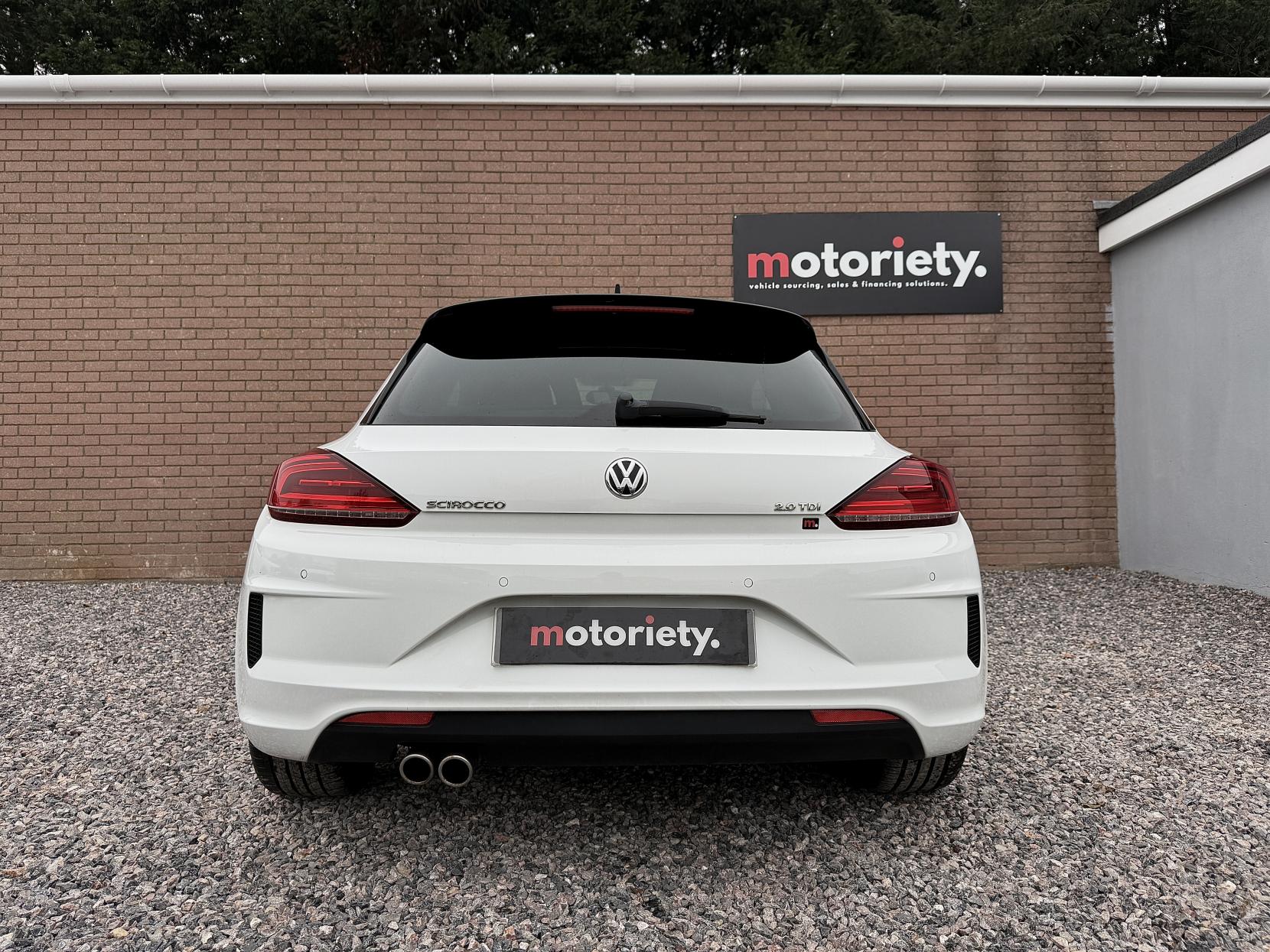 Volkswagen Scirocco 2.0 TDI BlueMotion Tech R-Line Hatchback 3dr Diesel DSG Euro 6 (s/s) (150 ps)