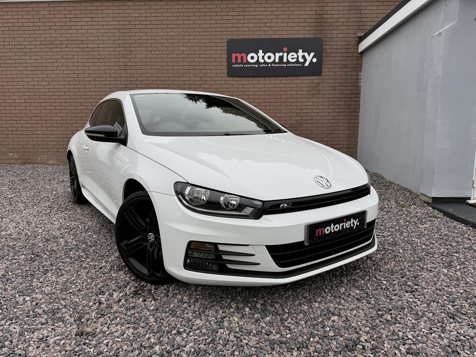 Volkswagen Scirocco 2.0 TDI BlueMotion Tech R-Line Hatchback 3dr Diesel DSG Euro 6 (s/s) (150 ps)