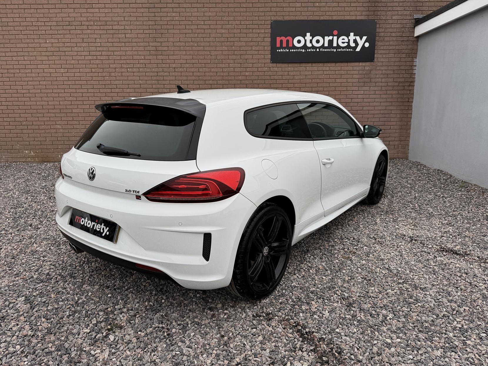 Volkswagen Scirocco 2.0 TDI BlueMotion Tech R-Line Hatchback 3dr Diesel DSG Euro 6 (s/s) (150 ps)