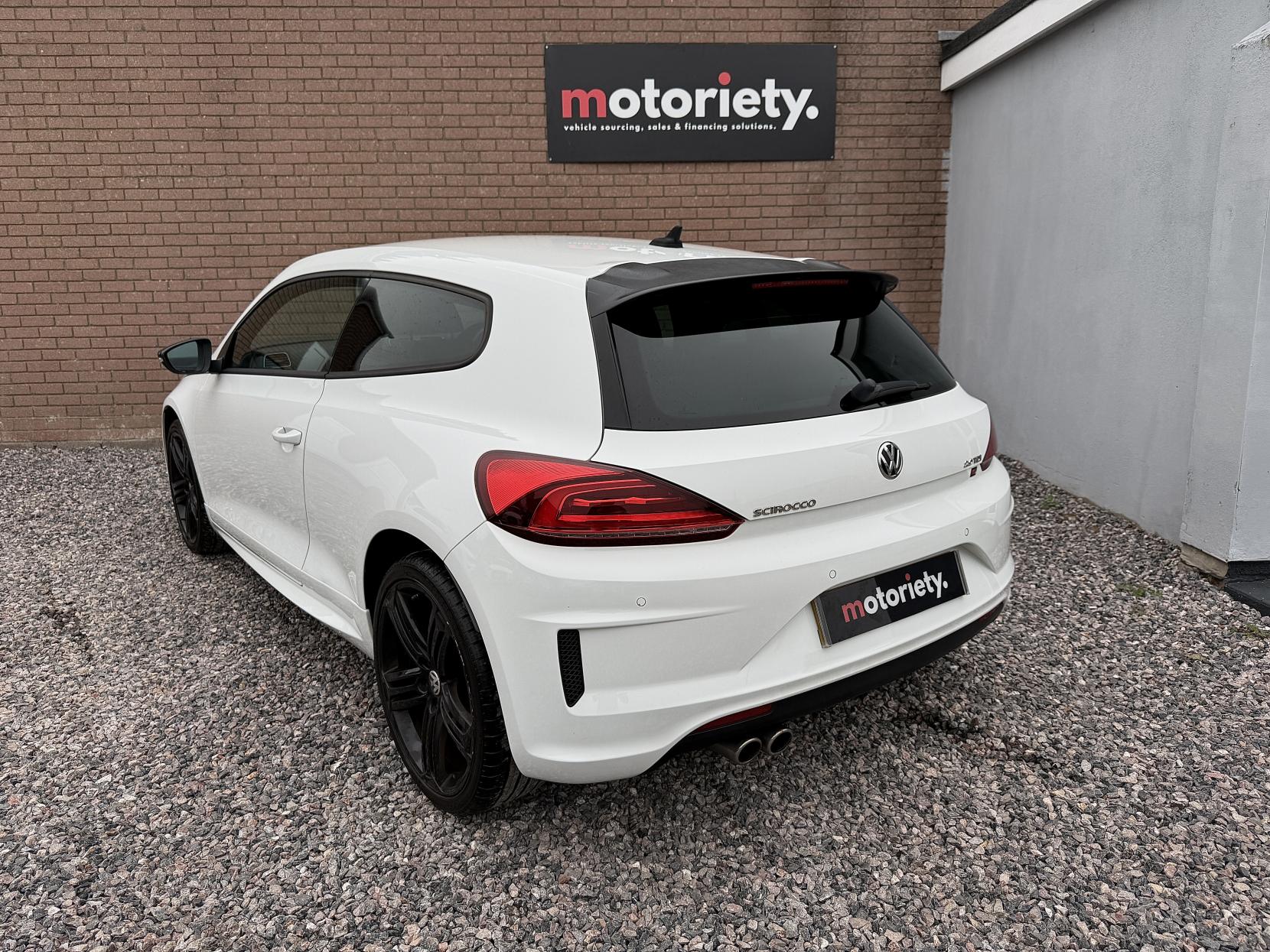 Volkswagen Scirocco 2.0 TDI BlueMotion Tech R-Line Hatchback 3dr Diesel DSG Euro 6 (s/s) (150 ps)