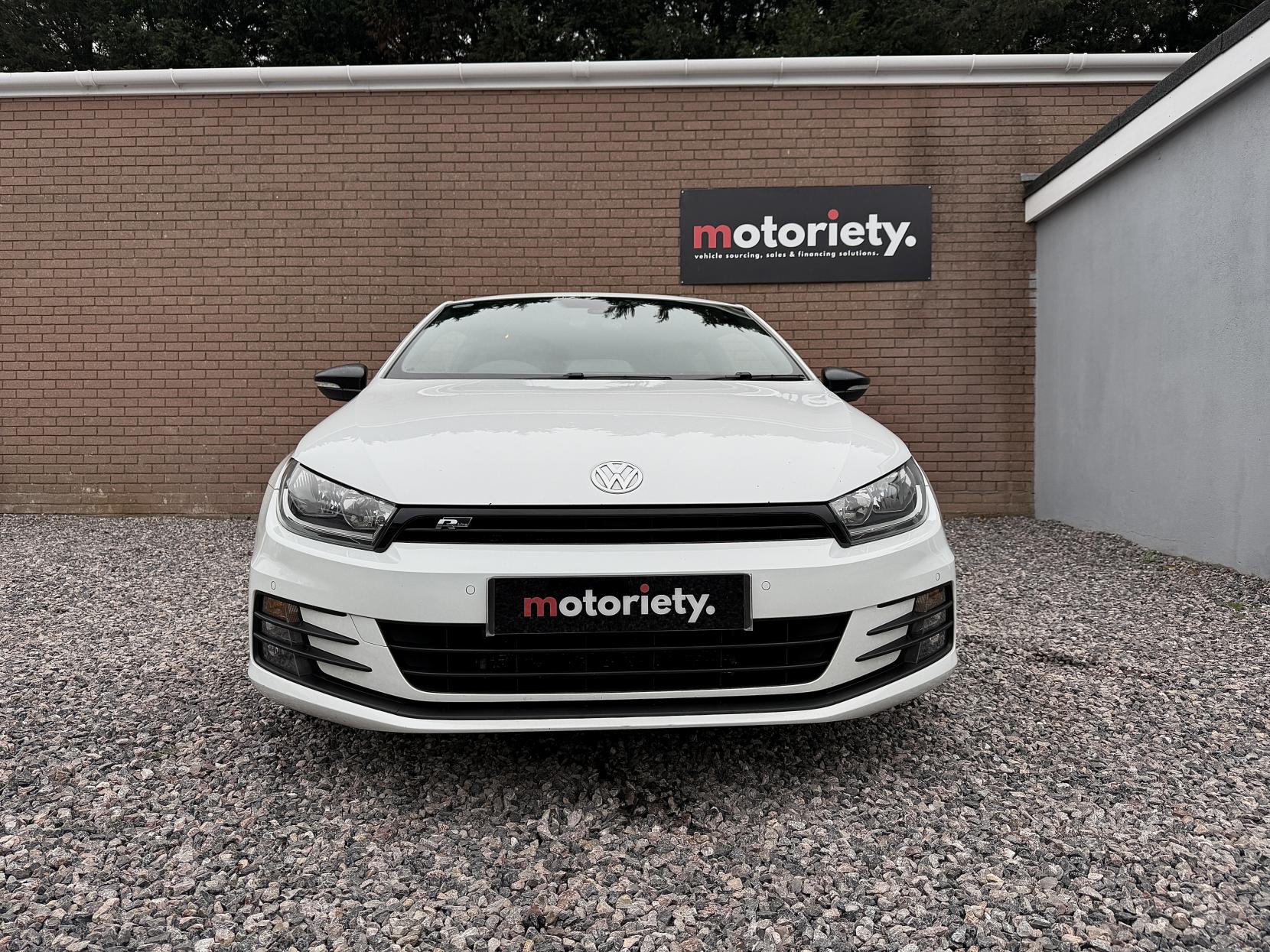 Volkswagen Scirocco 2.0 TDI BlueMotion Tech R-Line Hatchback 3dr Diesel DSG Euro 6 (s/s) (150 ps)