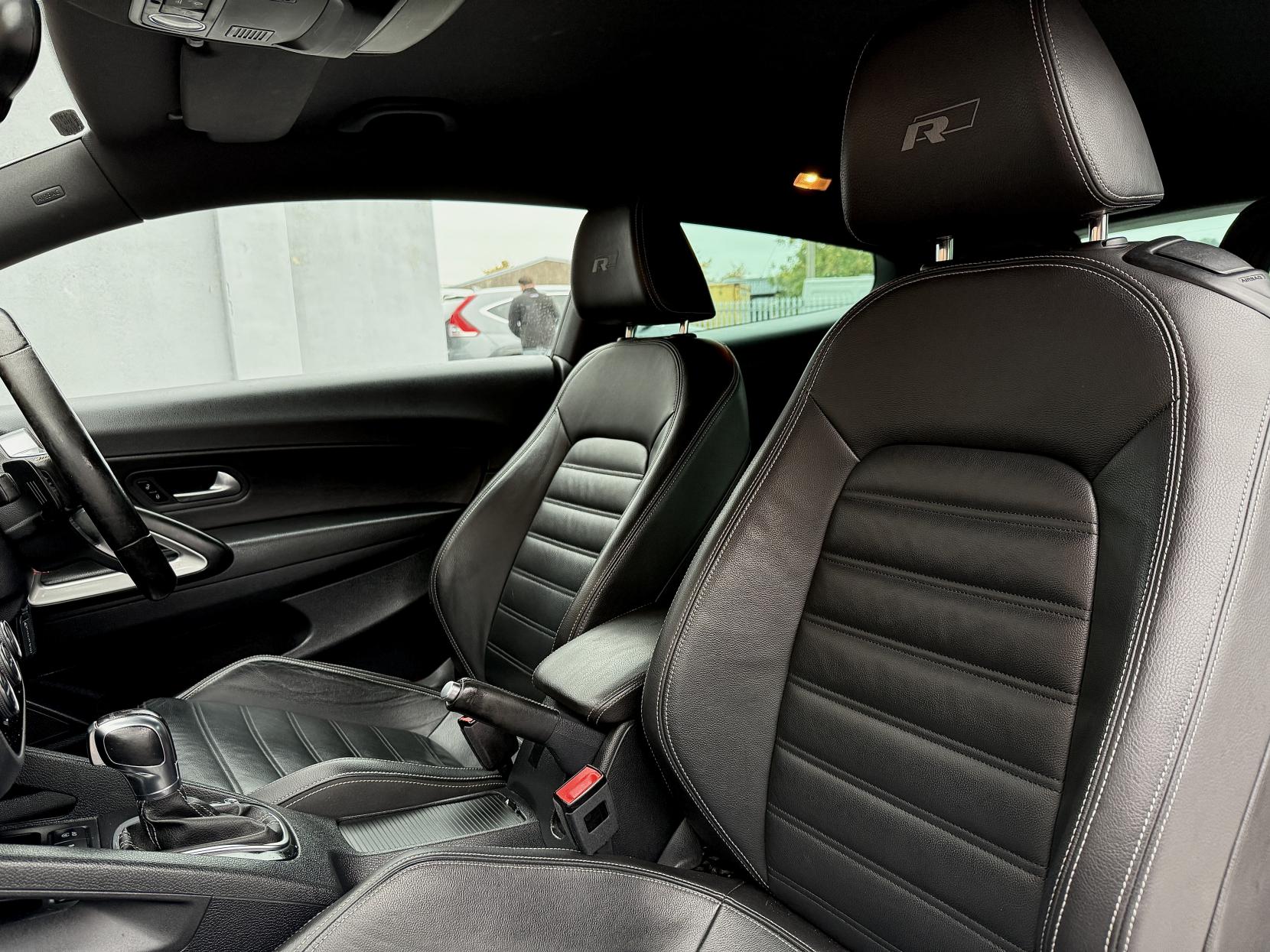 Volkswagen Scirocco 2.0 TDI BlueMotion Tech R-Line Hatchback 3dr Diesel DSG Euro 6 (s/s) (150 ps)