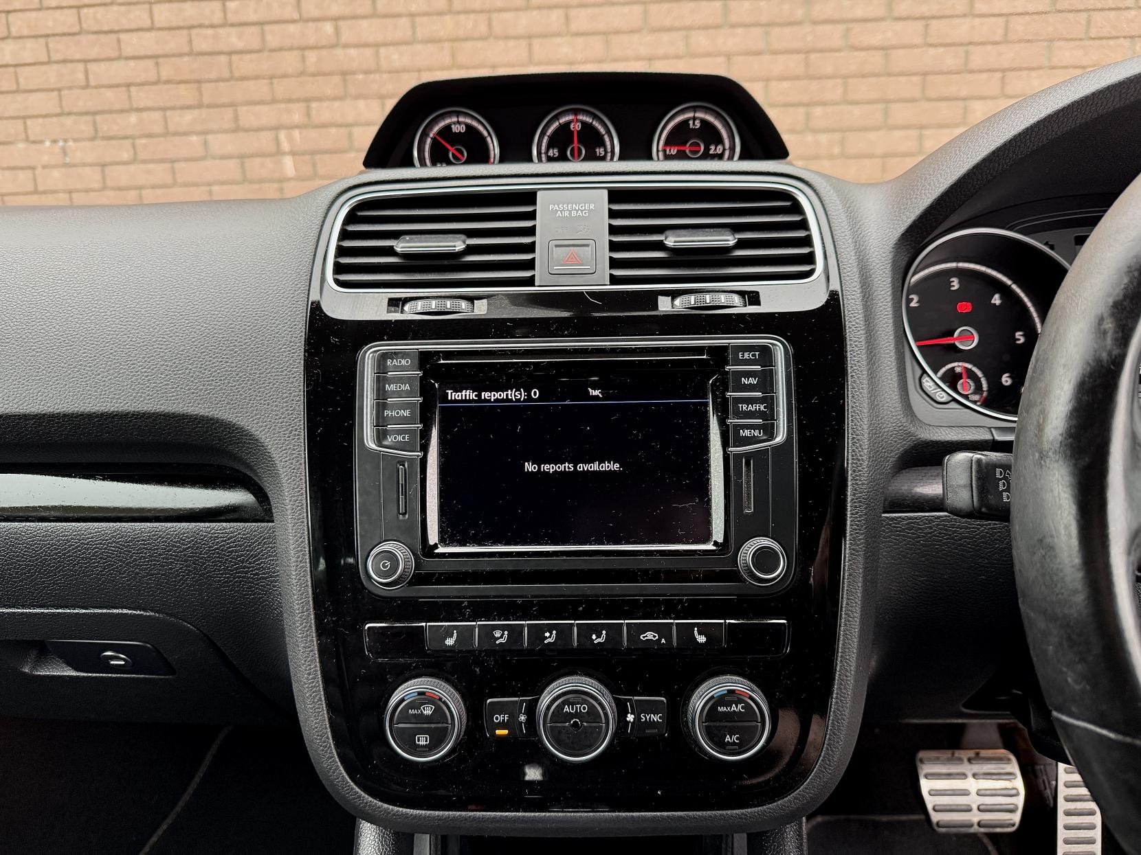 Volkswagen Scirocco 2.0 TDI BlueMotion Tech R-Line Hatchback 3dr Diesel DSG Euro 6 (s/s) (150 ps)