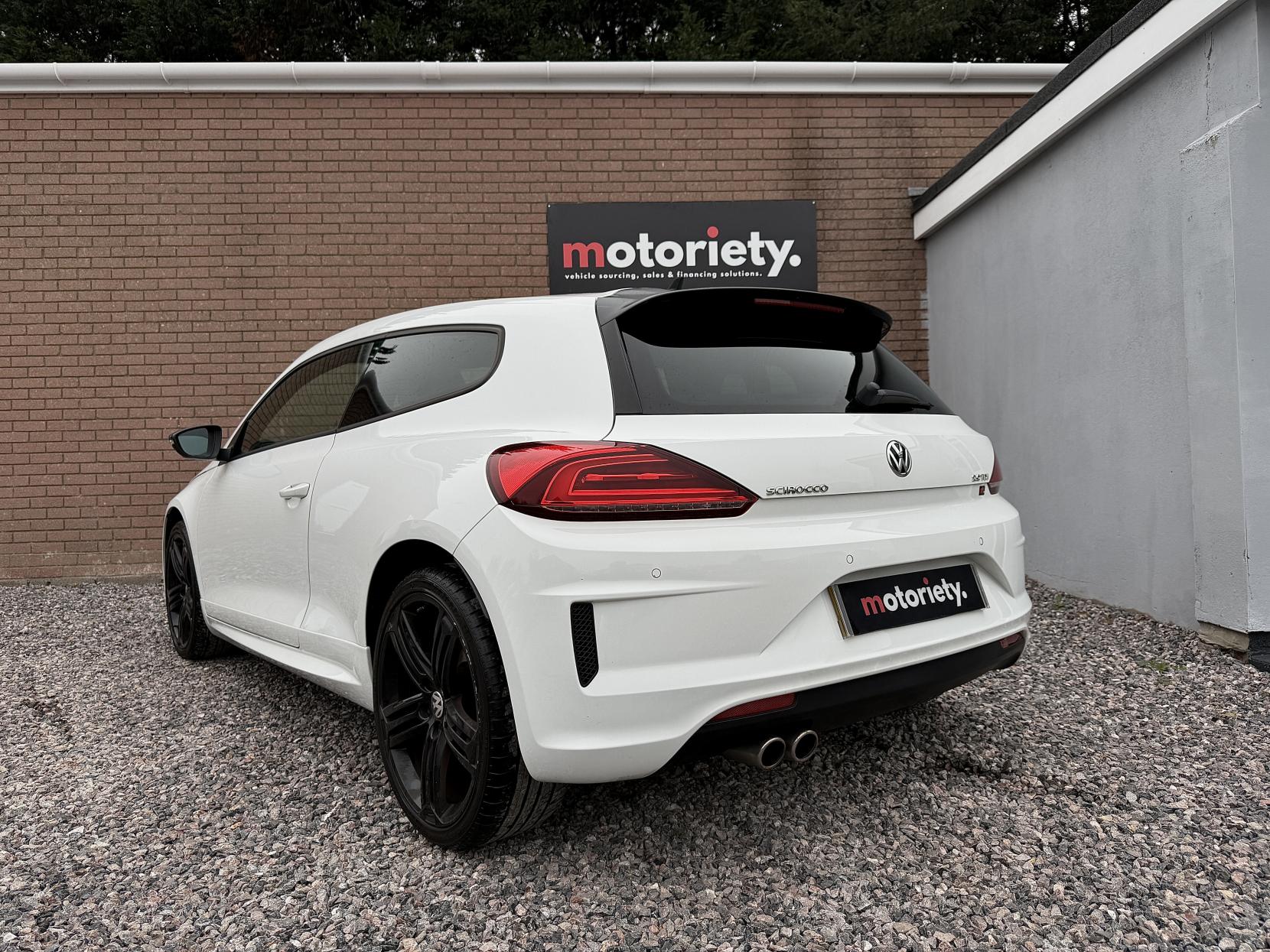Volkswagen Scirocco 2.0 TDI BlueMotion Tech R-Line Hatchback 3dr Diesel DSG Euro 6 (s/s) (150 ps)