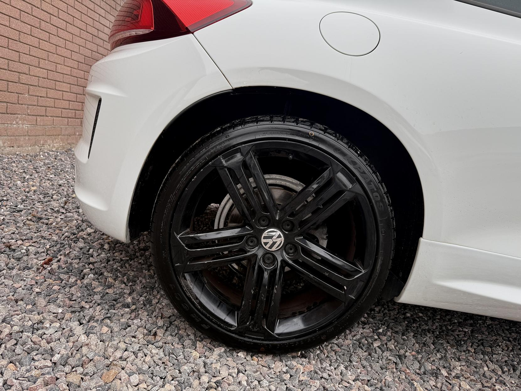 Volkswagen Scirocco 2.0 TDI BlueMotion Tech R-Line Hatchback 3dr Diesel DSG Euro 6 (s/s) (150 ps)