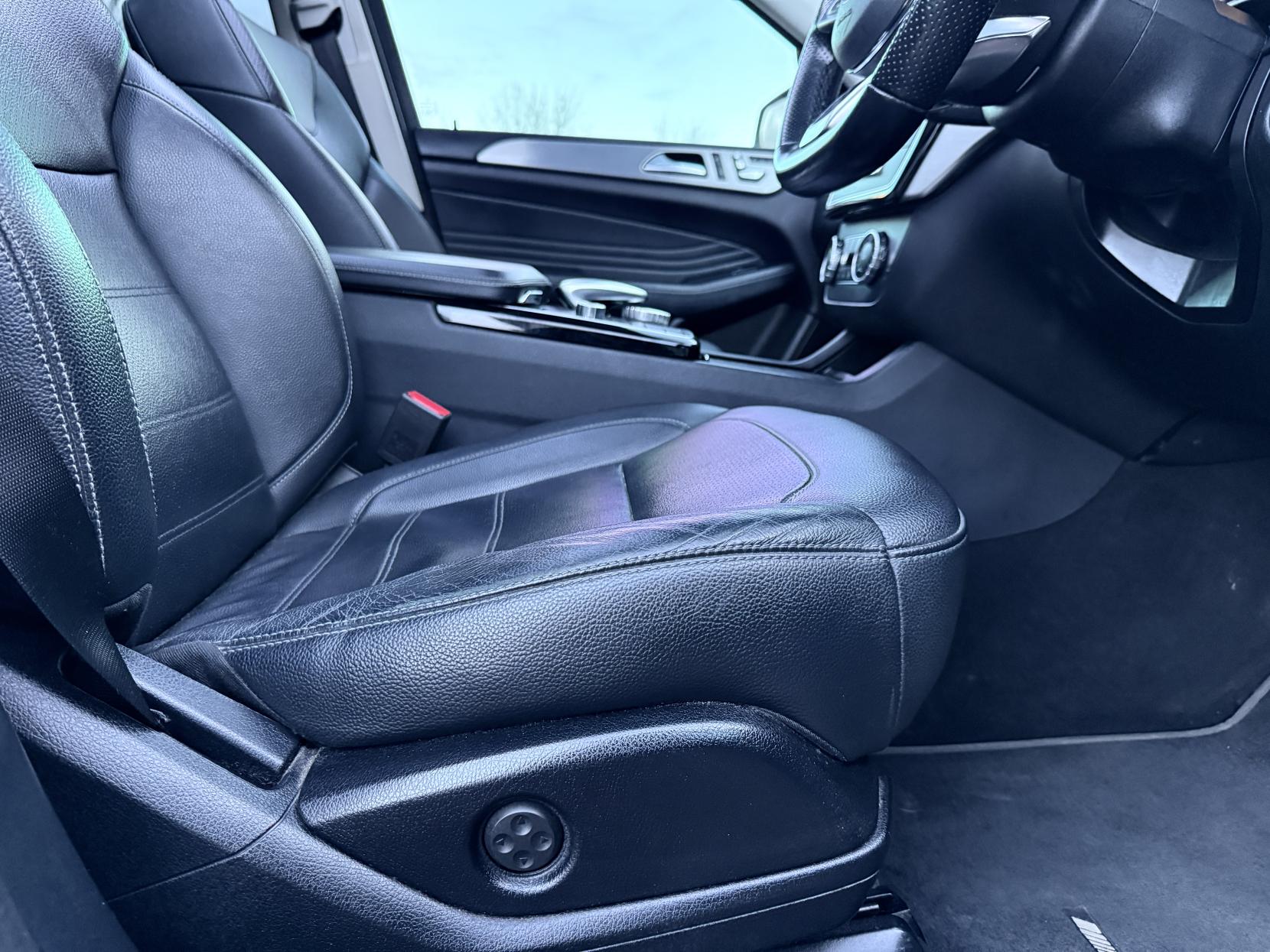 Mercedes-Benz GLE 2.1 GLE250d AMG Line (Premium) SUV 5dr Diesel G-Tronic 4MATIC Euro 6 (s/s) (204 ps)