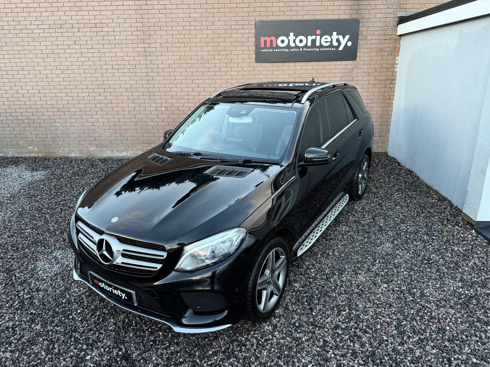Mercedes-Benz GLE 2.1 GLE250d AMG Line (Premium) SUV 5dr Diesel G-Tronic 4MATIC Euro 6 (s/s) (204 ps)