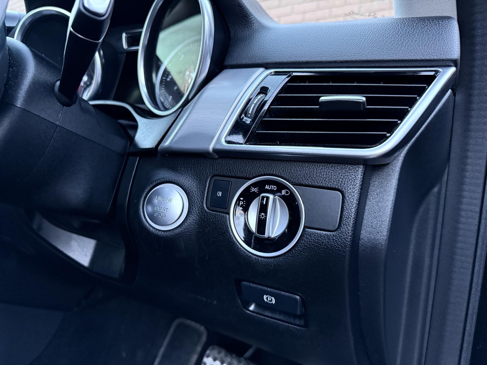 Mercedes-Benz GLE 2.1 GLE250d AMG Line (Premium) SUV 5dr Diesel G-Tronic 4MATIC Euro 6 (s/s) (204 ps)