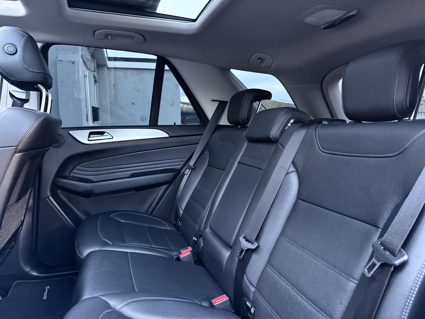 Mercedes-Benz GLE 2.1 GLE250d AMG Line (Premium) SUV 5dr Diesel G-Tronic 4MATIC Euro 6 (s/s) (204 ps)