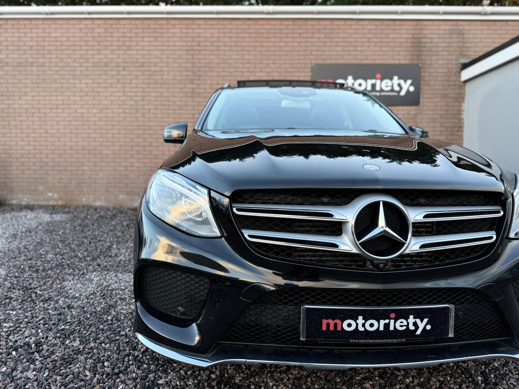 Mercedes-Benz GLE 2.1 GLE250d AMG Line (Premium) SUV 5dr Diesel G-Tronic 4MATIC Euro 6 (s/s) (204 ps)