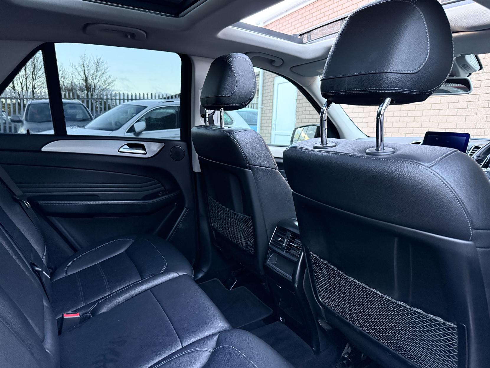 Mercedes-Benz GLE 2.1 GLE250d AMG Line (Premium) SUV 5dr Diesel G-Tronic 4MATIC Euro 6 (s/s) (204 ps)